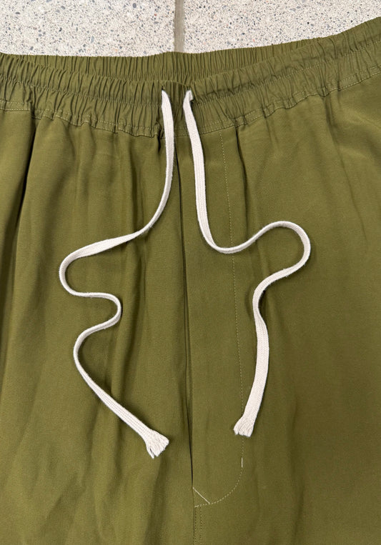 AW2018 Rick Owens Sisyphus ‘Dirty Green’ Drop Crotch Pod Shorts