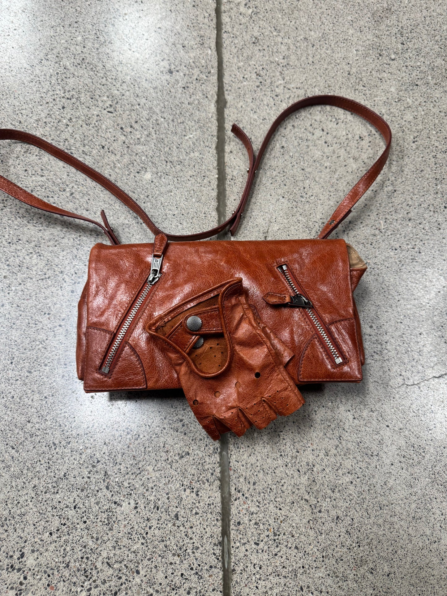 Alexander McQueen ‘Faithful’ Leather Glove Clutch/Crossbody Bag