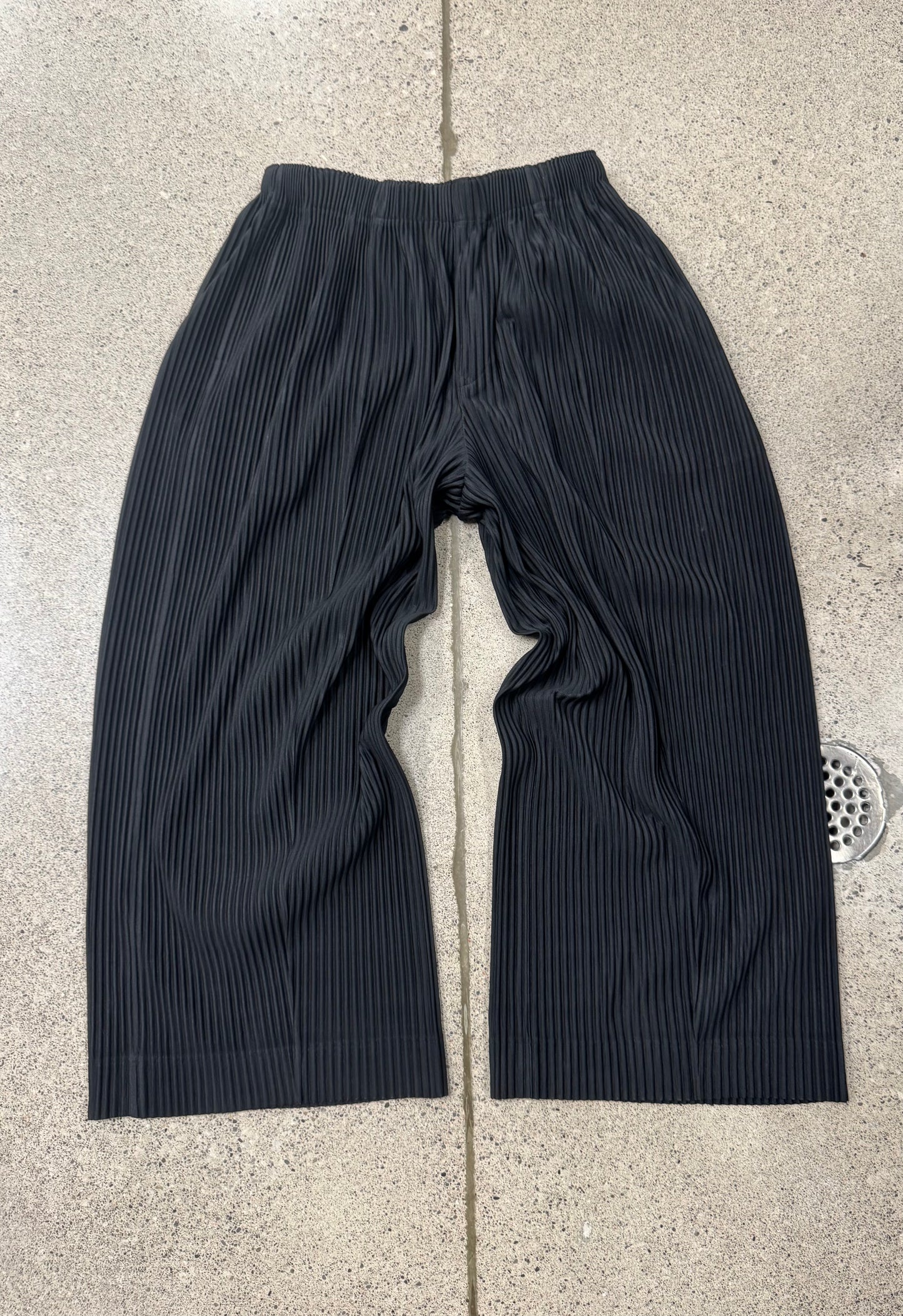 Issey Miyake ‘Homme Plisse’ Black Pleated Wide Leg Trousers