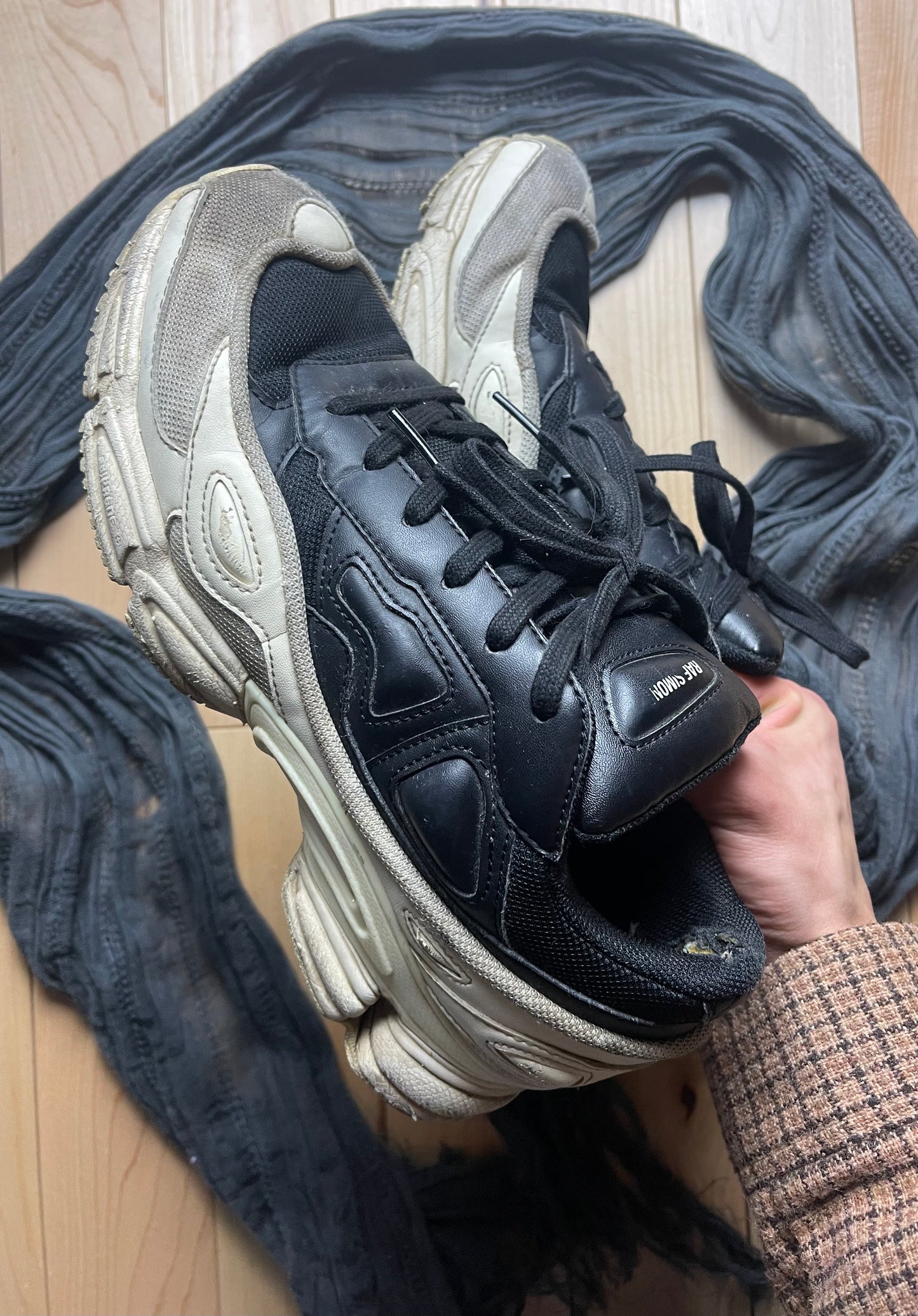 2017 Raf Simons x Adidas Ozweegos V1 Low Top Sneakers
