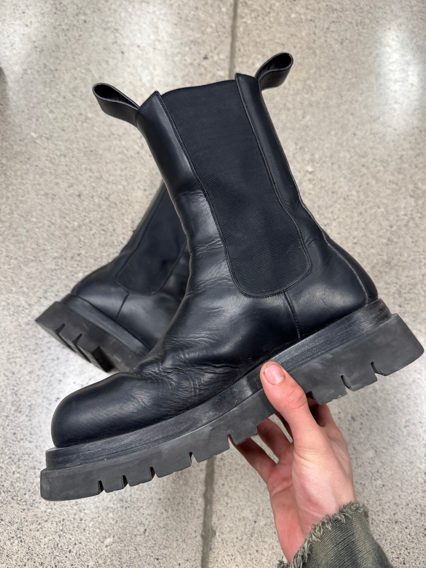 Bottega Veneta ‘Lug’ Black Leather Chelsea Boots