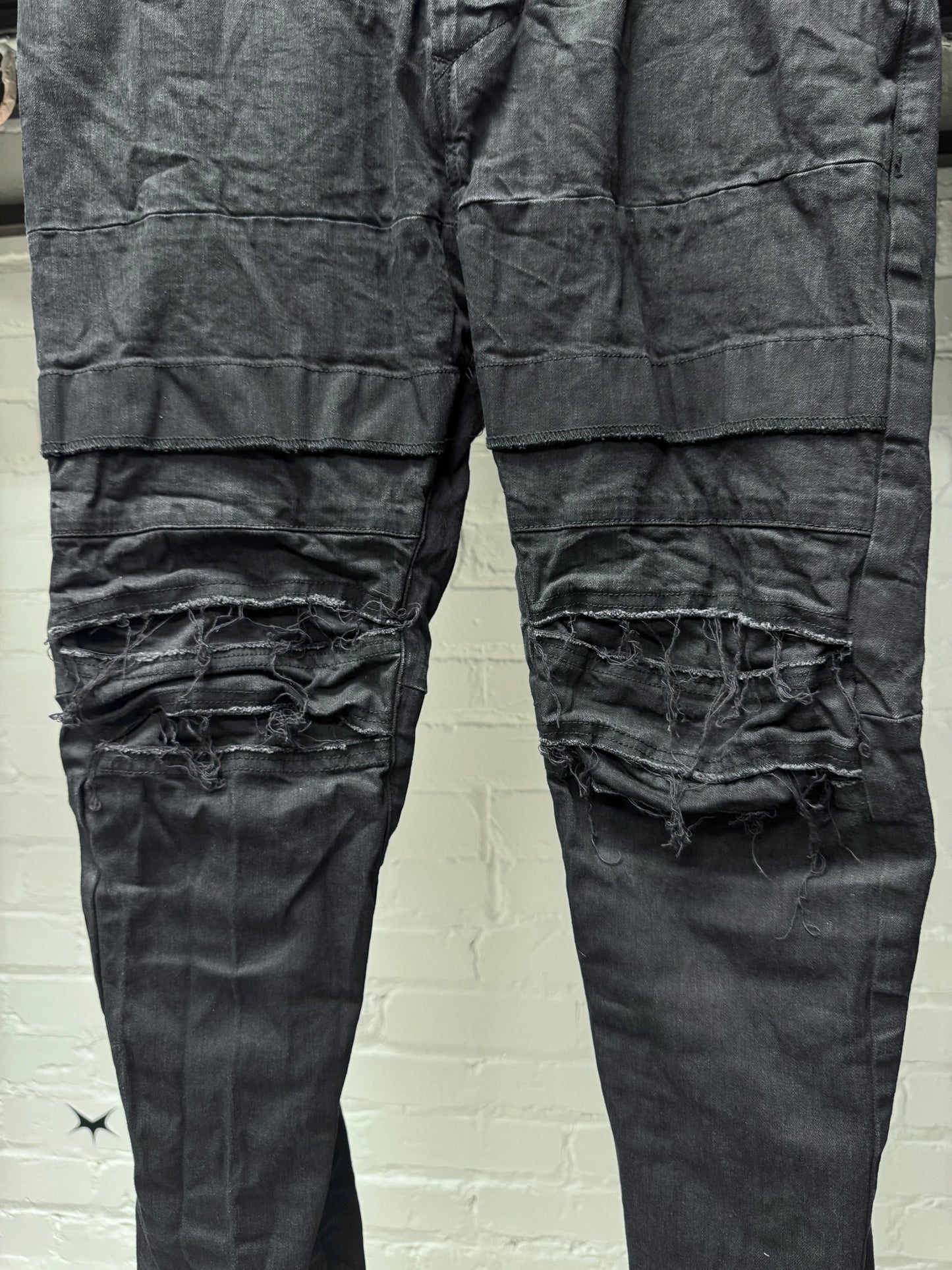 SS2022 Julius ‘9 oz’ Black Distressed Knee Skinny Denim
