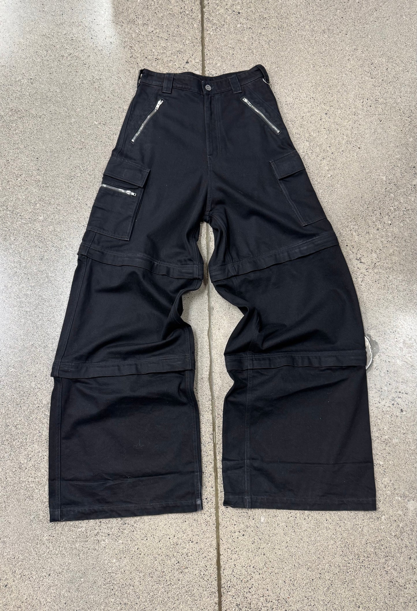 Vetements ‘Detachable’ Zip Layered Wide Leg Cargo Pants