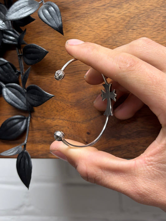 Chrome Hearts ‘Tiny Cross’ 925 Silver Bangle Bracelet