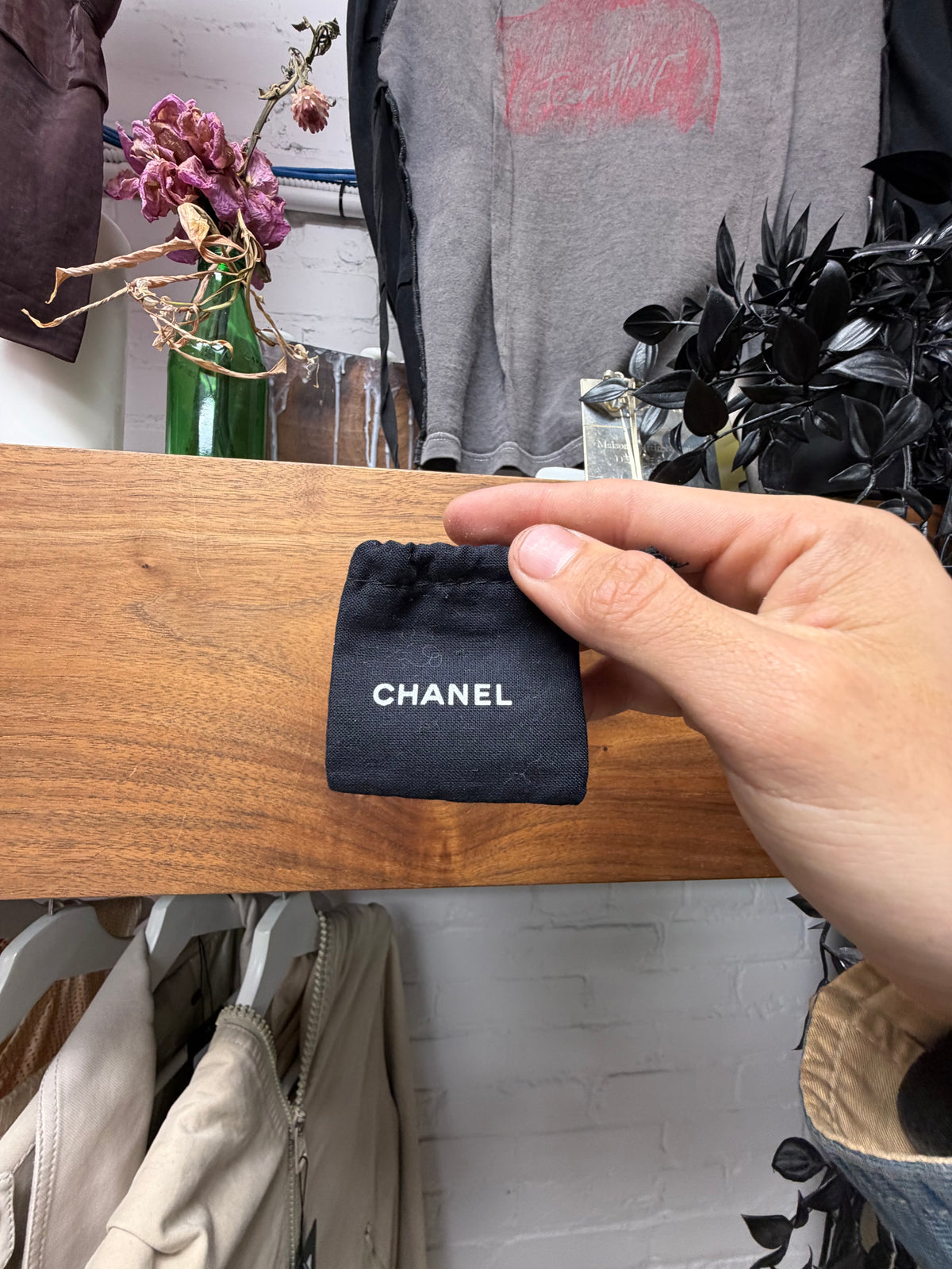 2010 Chanel CC Logo ‘Camellia Flower’ Crystal Embellished Silver Tone Ring