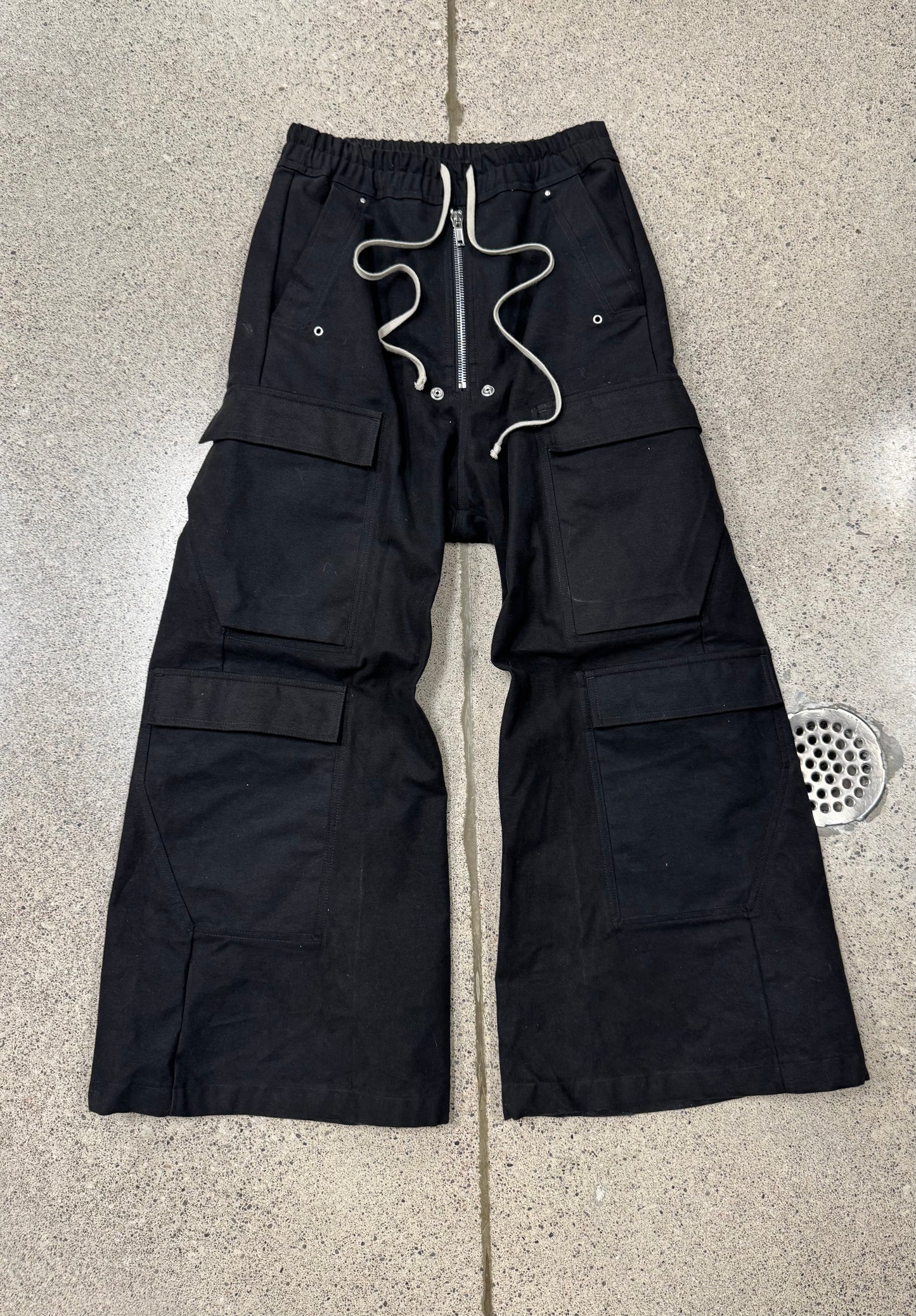 AW2023 Rick Owens ‘Luxor’ Heavy Cotton ‘Bela’ Wide Leg Cargo Pants