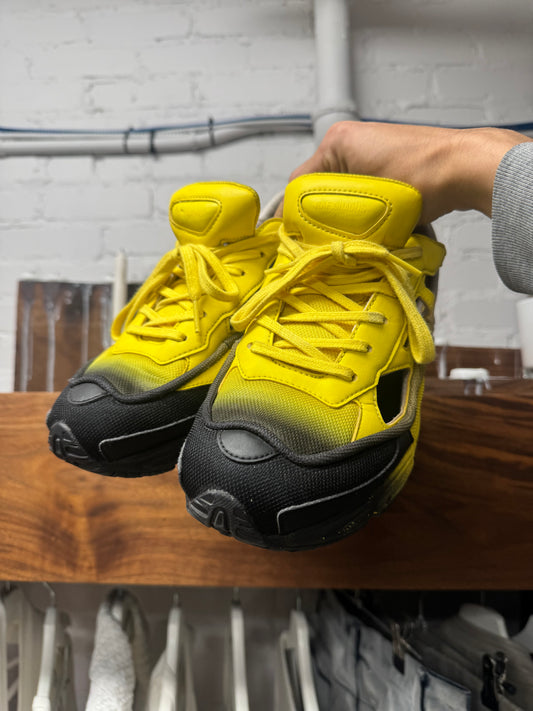 Raf Simons Oswegos V3 ‘Cutout’ Low Top Sneakers