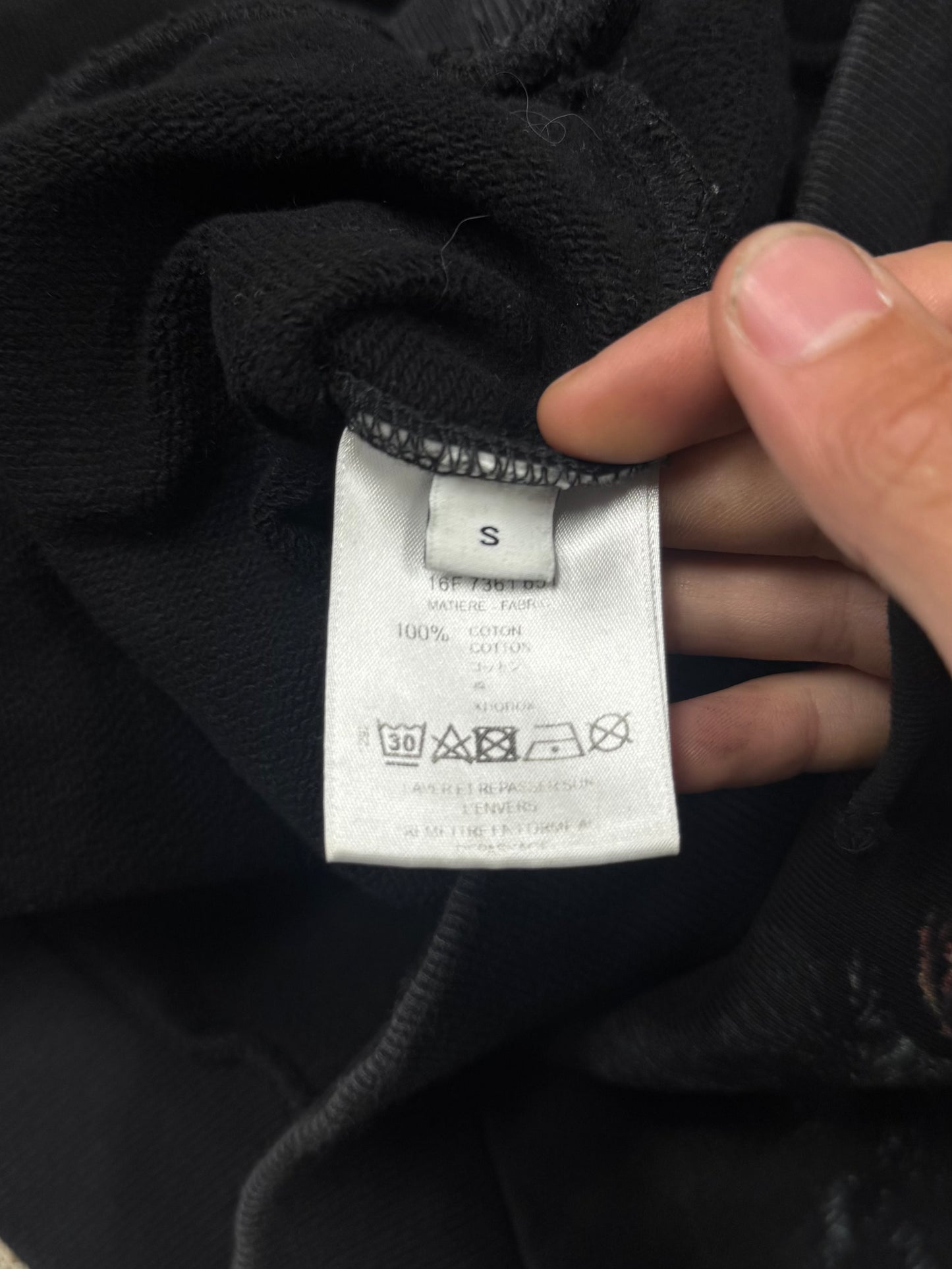 AW2016 Givenchy ‘Screaming Monkeys’ Sweatshirt