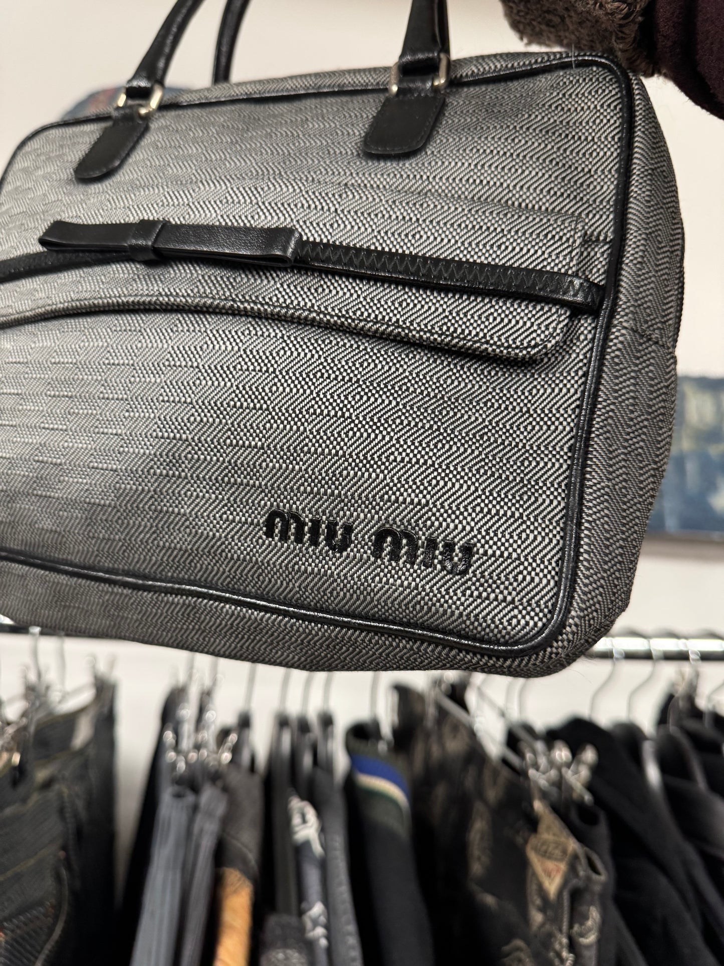 Vintage Miu Miu Leather ‘Bow’ Shoulder Bag