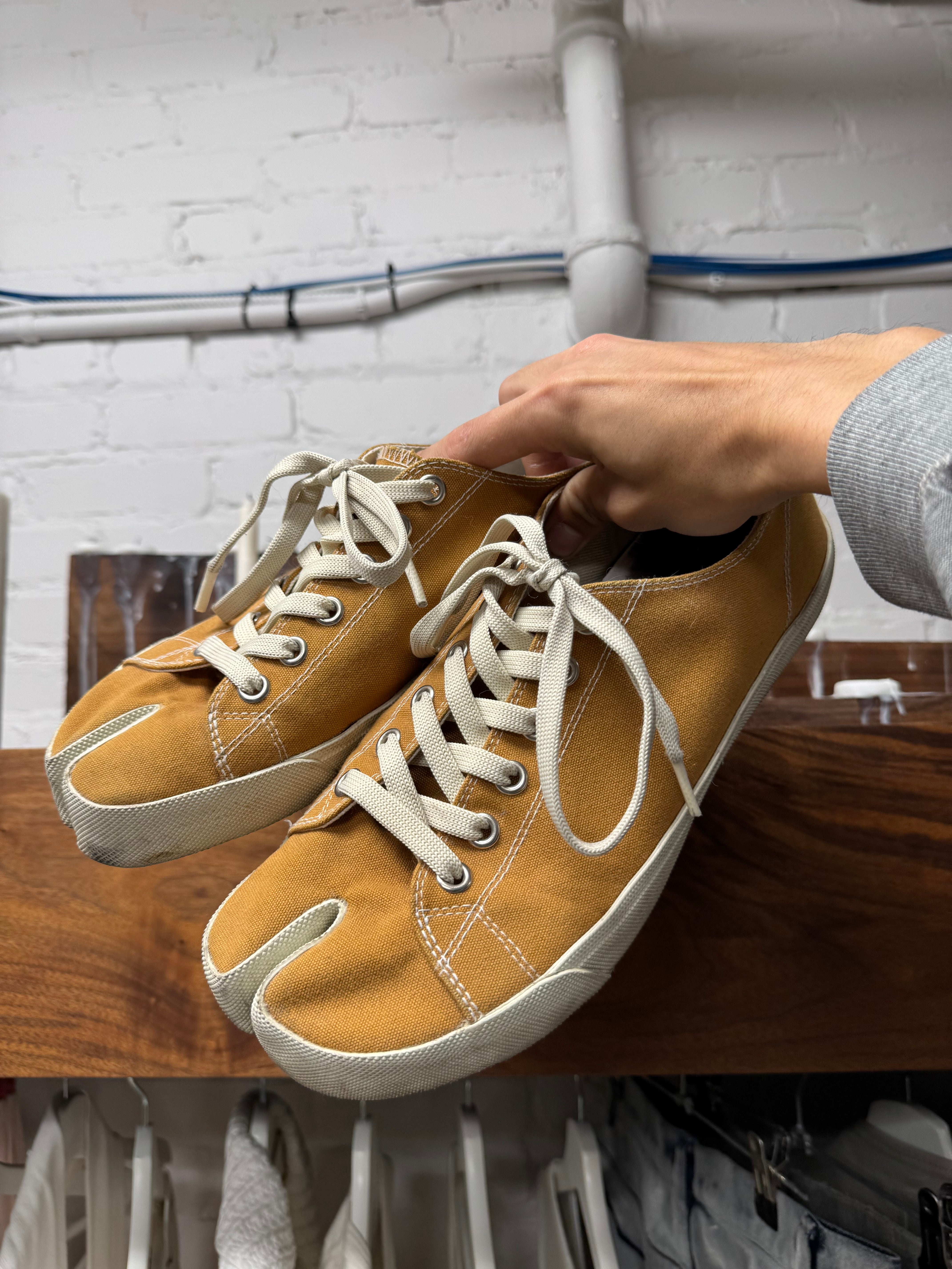 【あきまい】Maison Margiela tabi Maison Margiela Cracked Silver Tabi Oxford Shoes, 40 EU