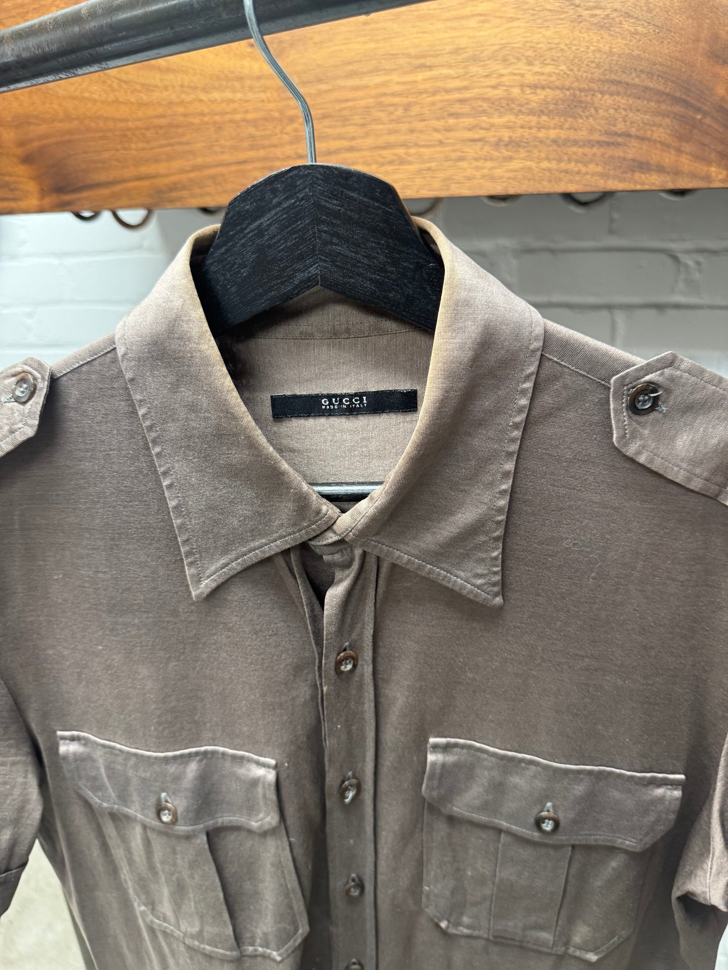 2000s Gucci ‘Epaulette’ Detailed Gloss Brown Short Sleeve Shirt