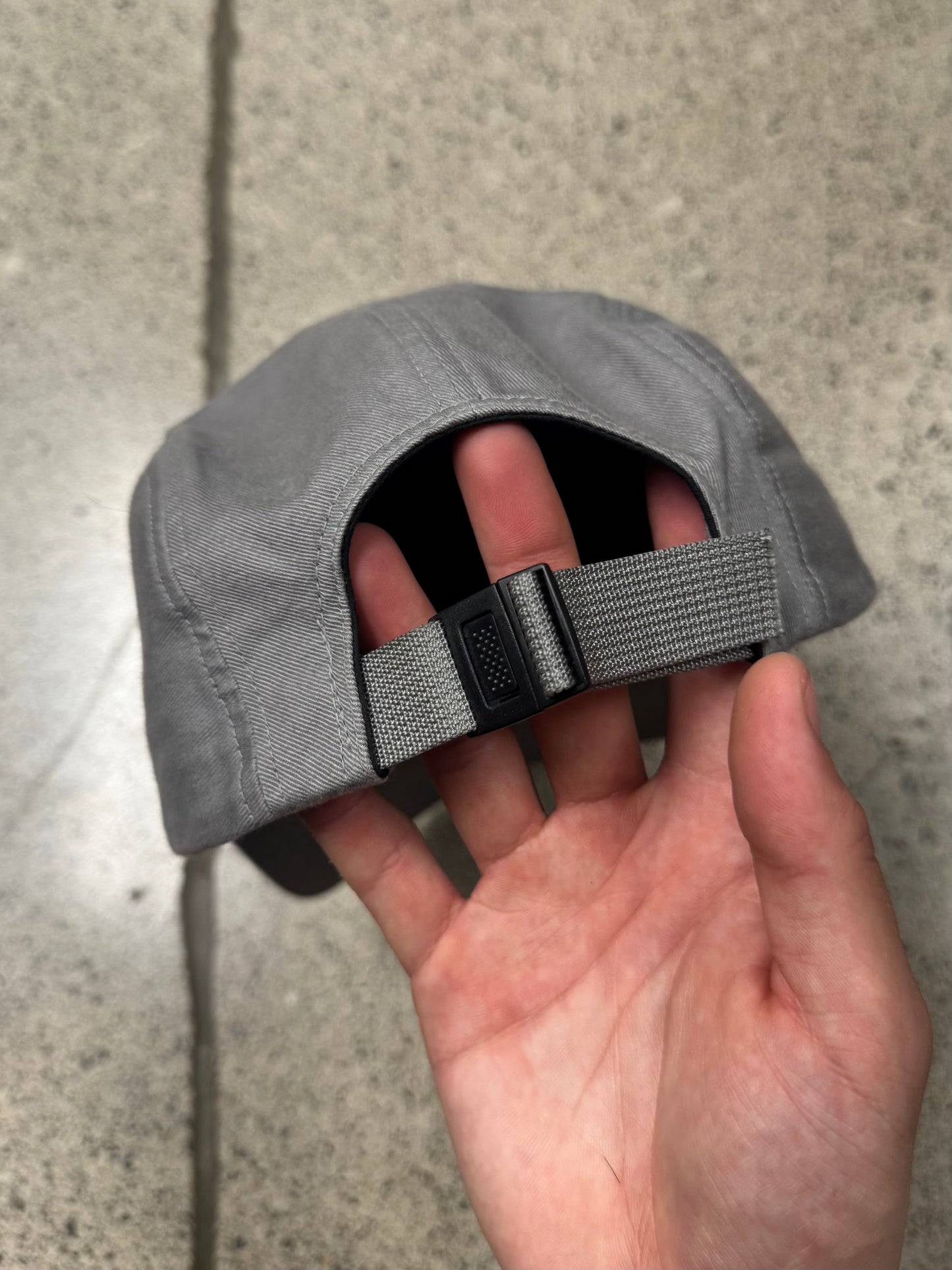Undercover ‘Brain Damage’ 5 Panel Grey Strap-Back Camp Hat