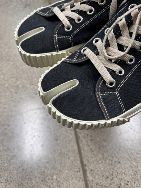 Maison Margiela ‘Tabi’ Split Toe Sneakers