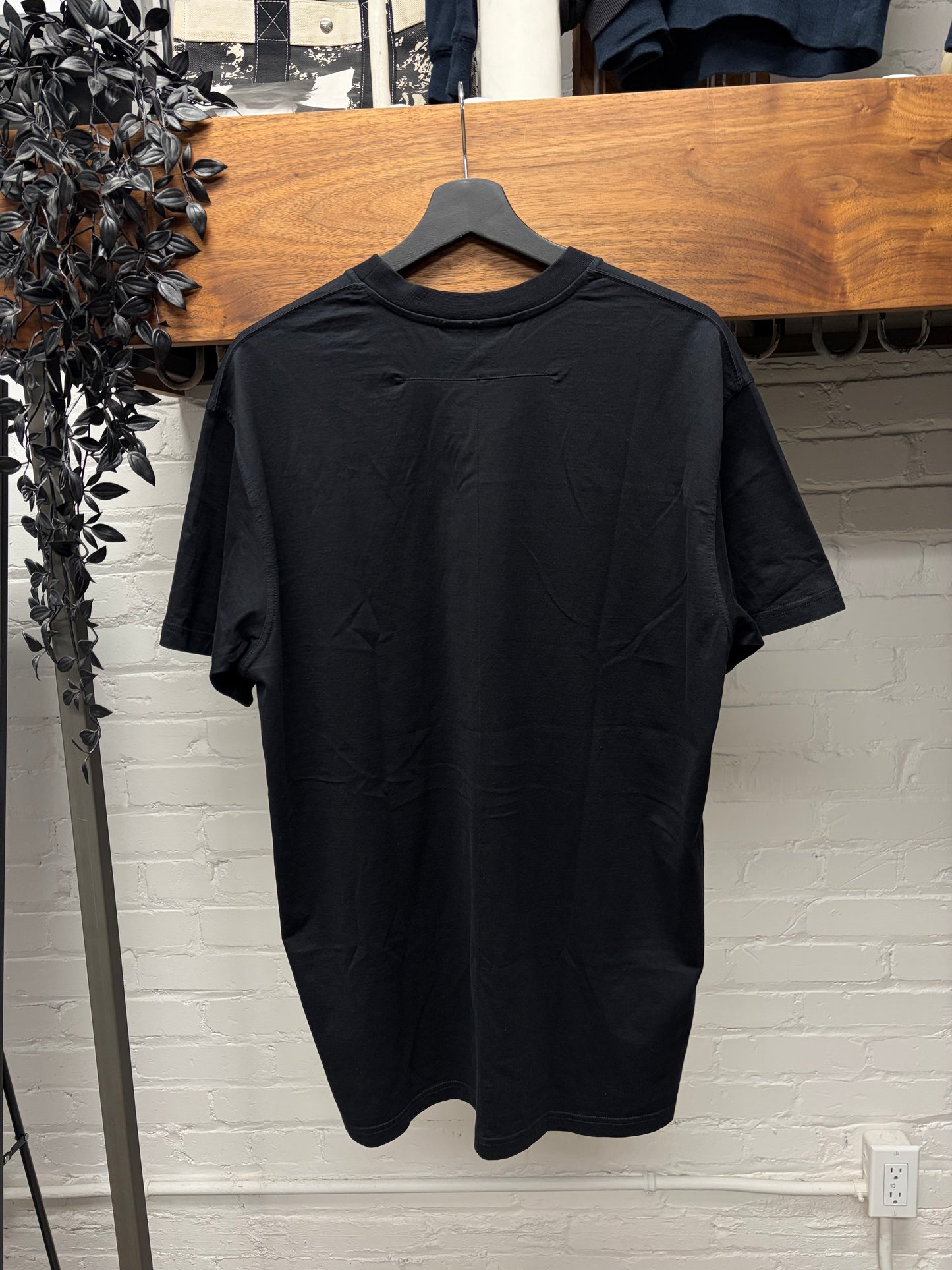 SS2011 Givenchy by Ricardo Tisci ‘Uno des Nosotros’ Black Crest Graphic T-Shirt