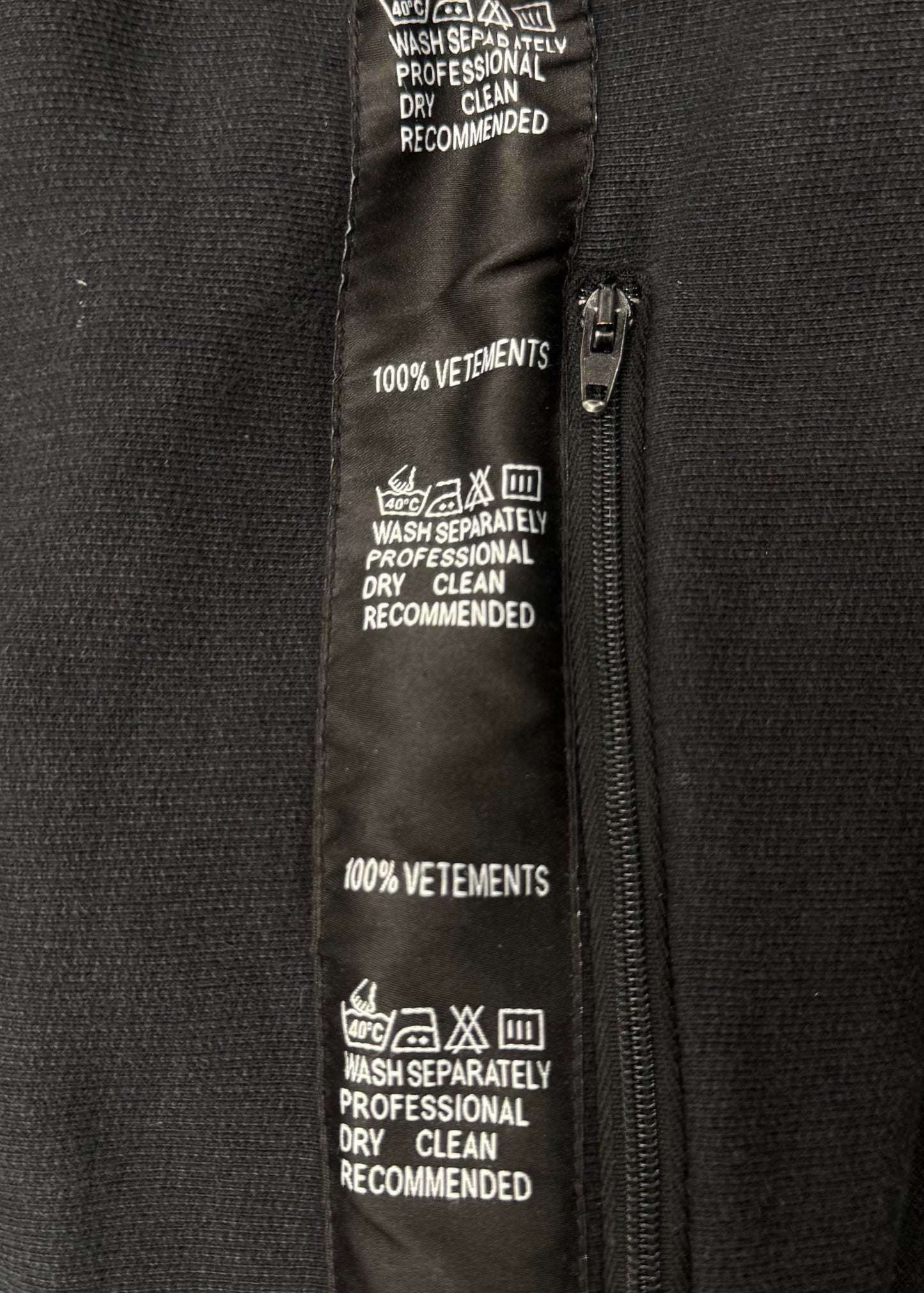 SS2018 Vetements ‘Wash Tag’ Sweatpants