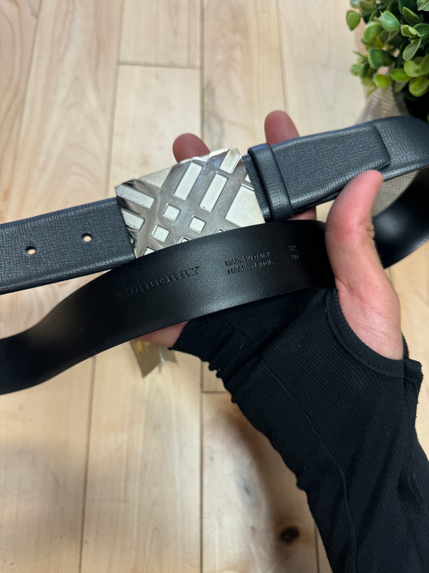 Burberry ‘Nova Check’ Buckle Black Leather Belt