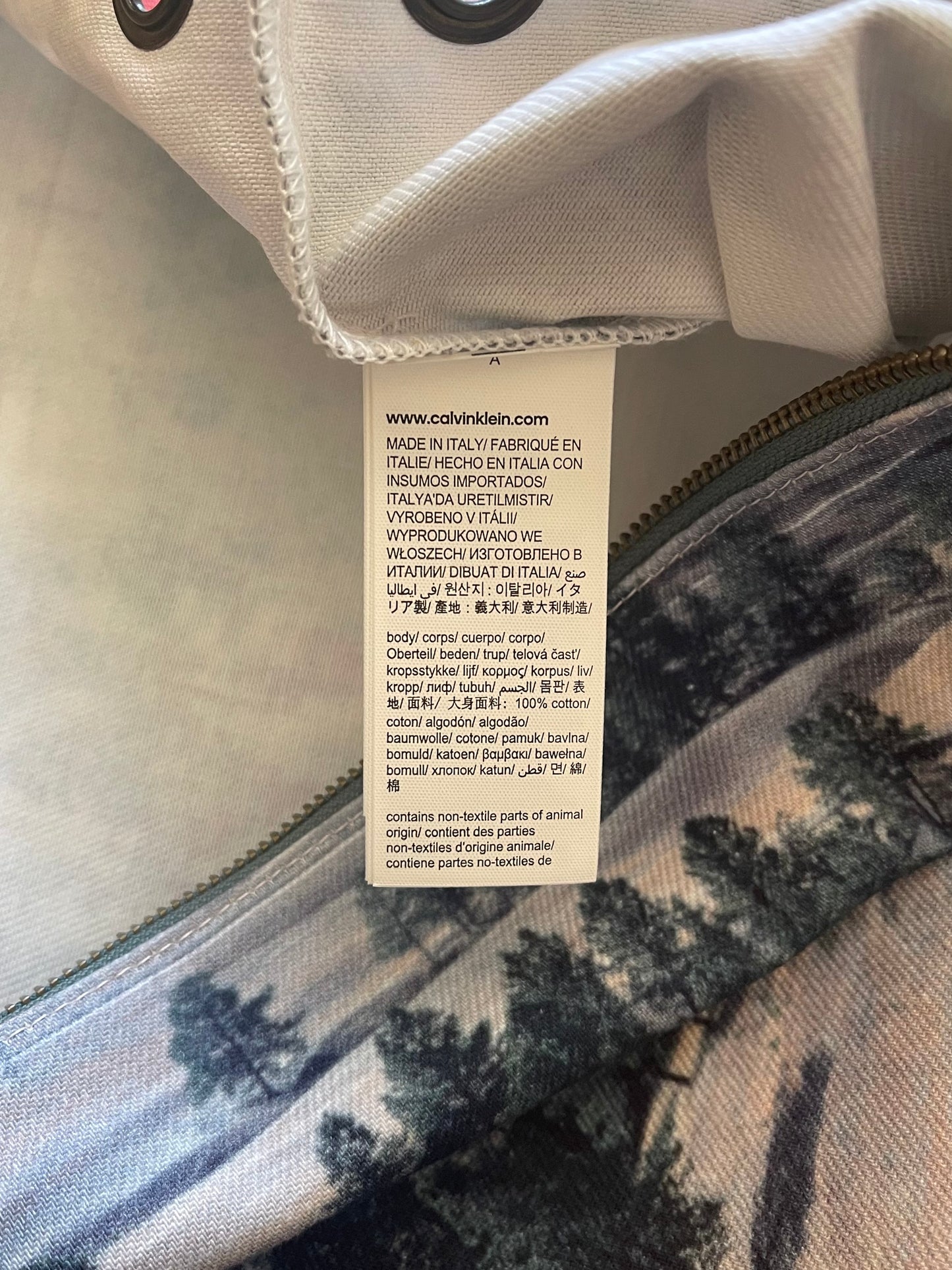 CK205W39Nyc By Raf Simons ‘Landscape’ Full Print Clutch