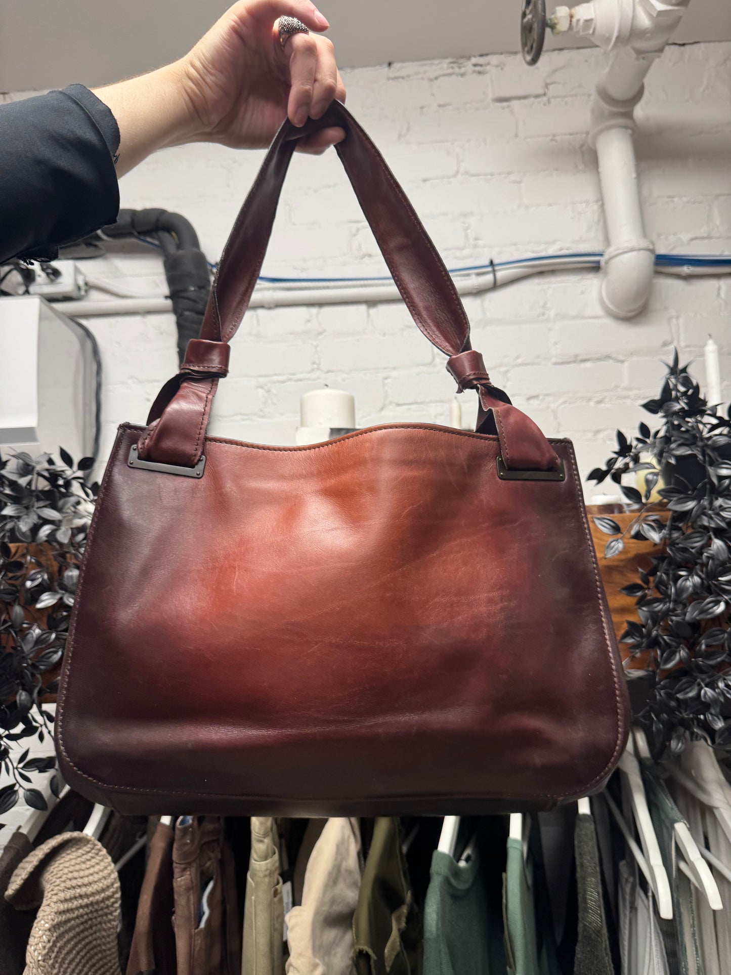 AW2002 Gucci by Tom Ford ‘Burnt Gradient’ Red Calfskin Leather Shoulder Bag