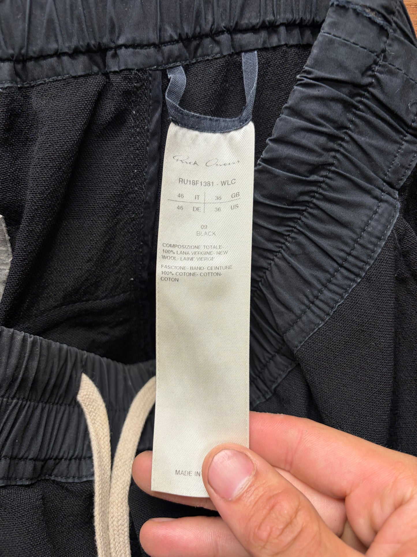 AW2018 Rick Owens ‘Sisyphus’ Lightweight Black 3/4 Length Drop Crotch Pants