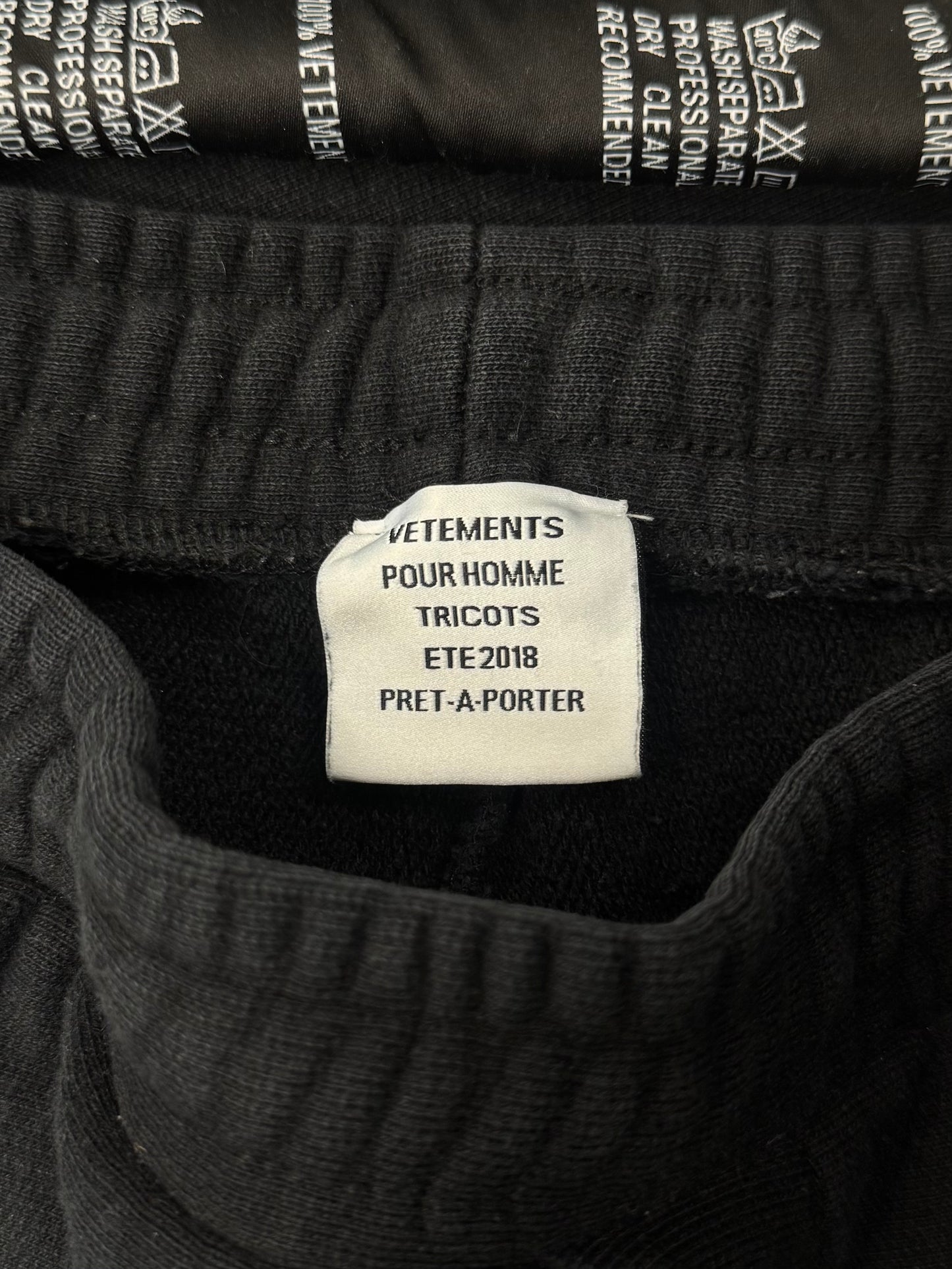 SS2018 Vetements ‘Wash Tag’ Sweatpants