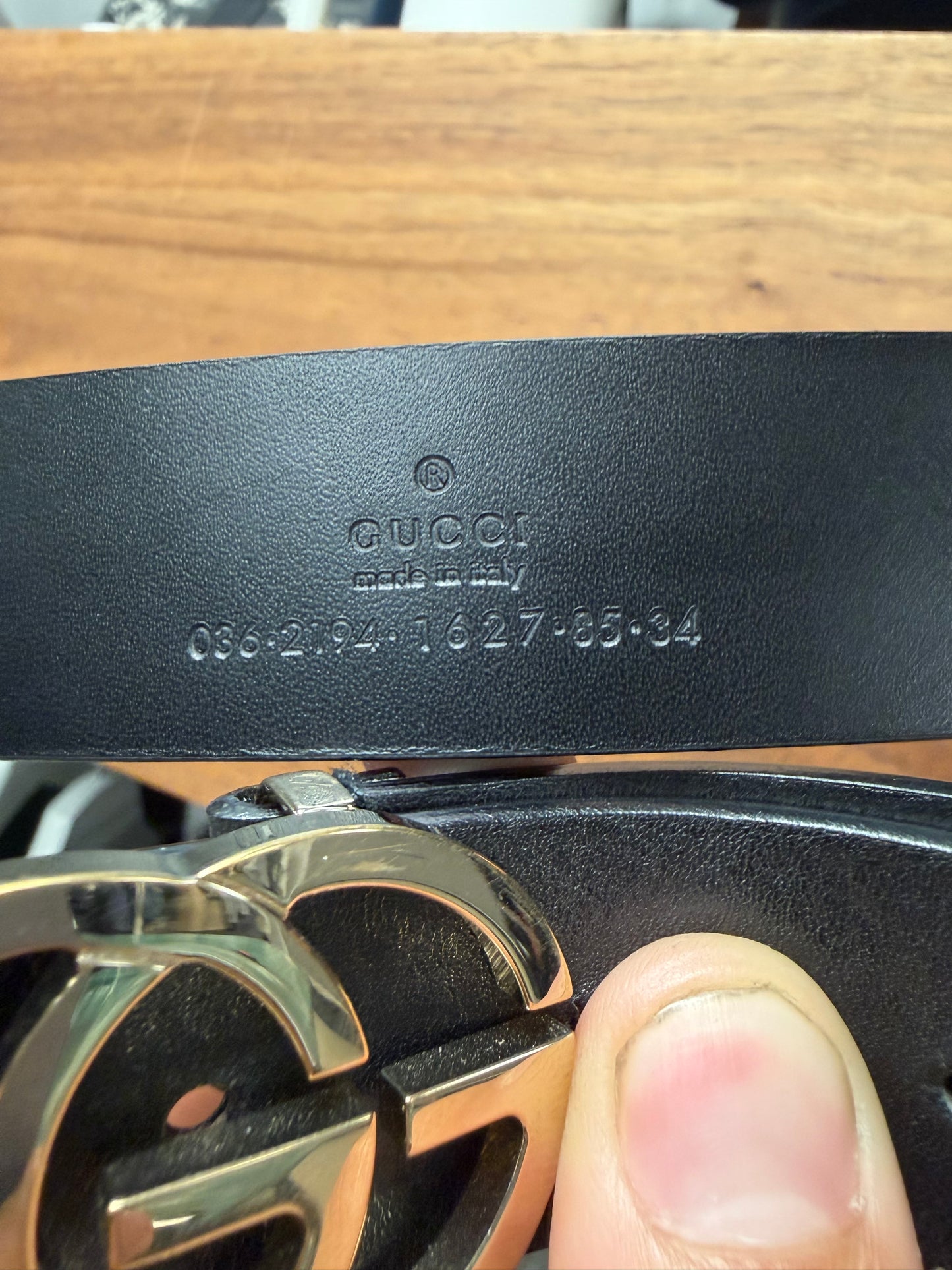 Vintage 90s Gucci GG Interlock Logo ‘Minimal’ Black Leather Belt