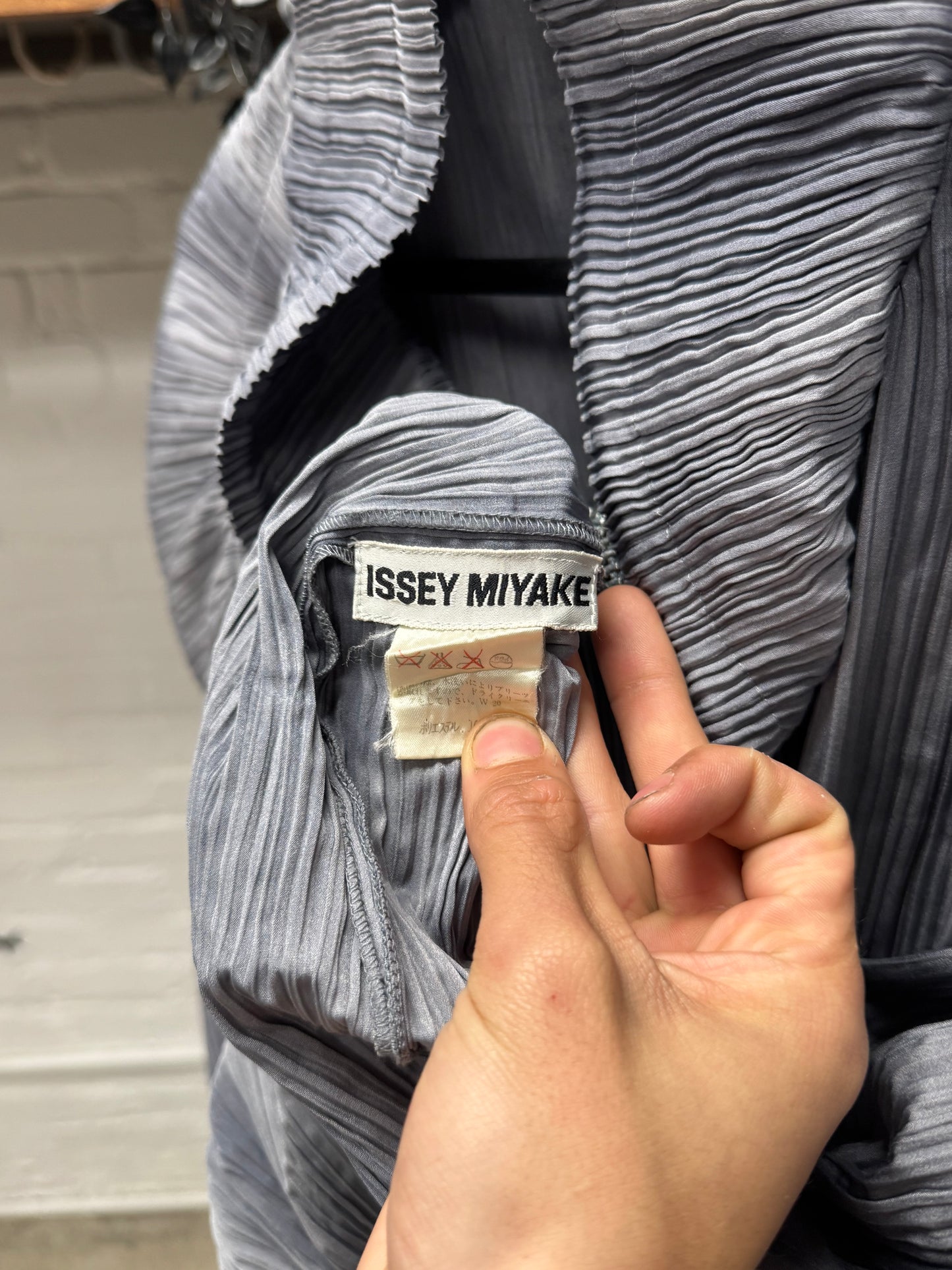 SS1991 Issey Miyake Runway Pleated Grey Windbreaker Jacket