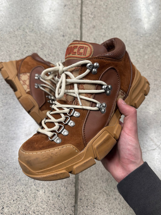 Gucci ‘Flashtrek’ Suede Low Top Sneakers