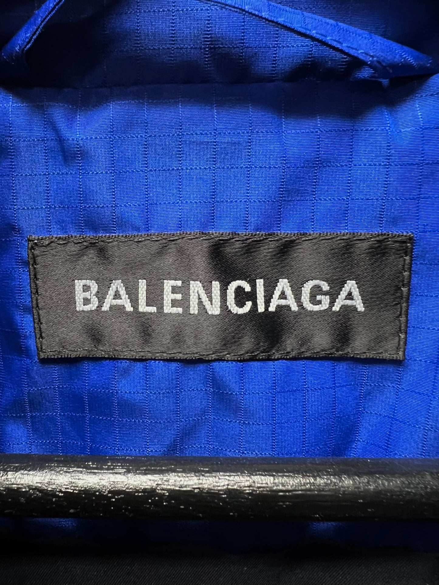 AW2018 Balenciaga C-Shape Cropped Blue Puffer Jacket