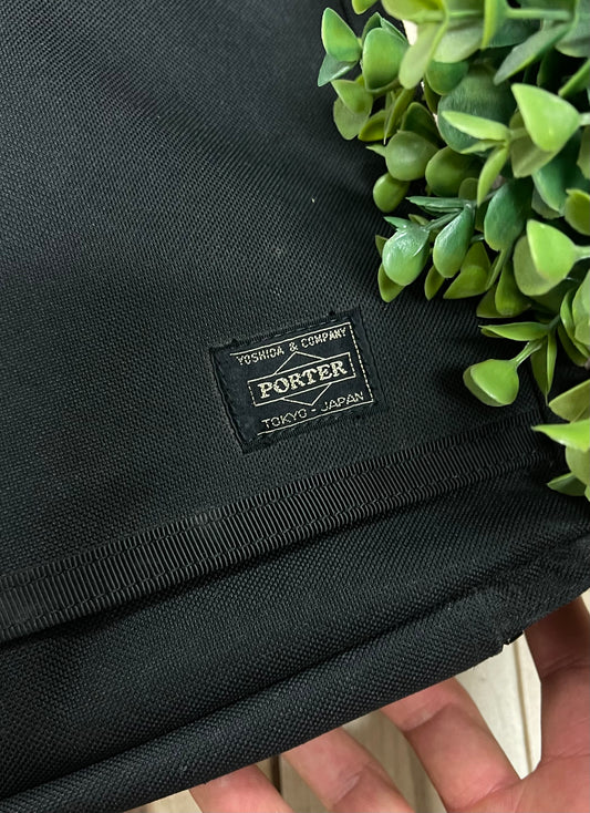 Porter Crossbody Laptop Full Size Crossbody/Messenger Bag
