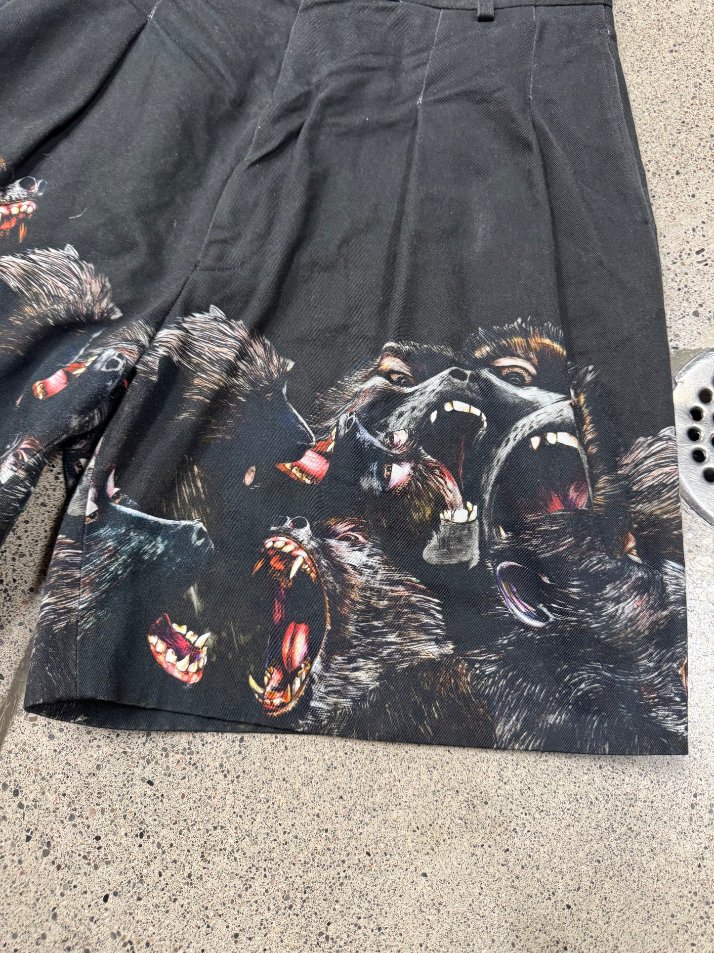 AW2016 Givenchy ‘Screaming Monkeys’ Baboon Print Pleated Shorts