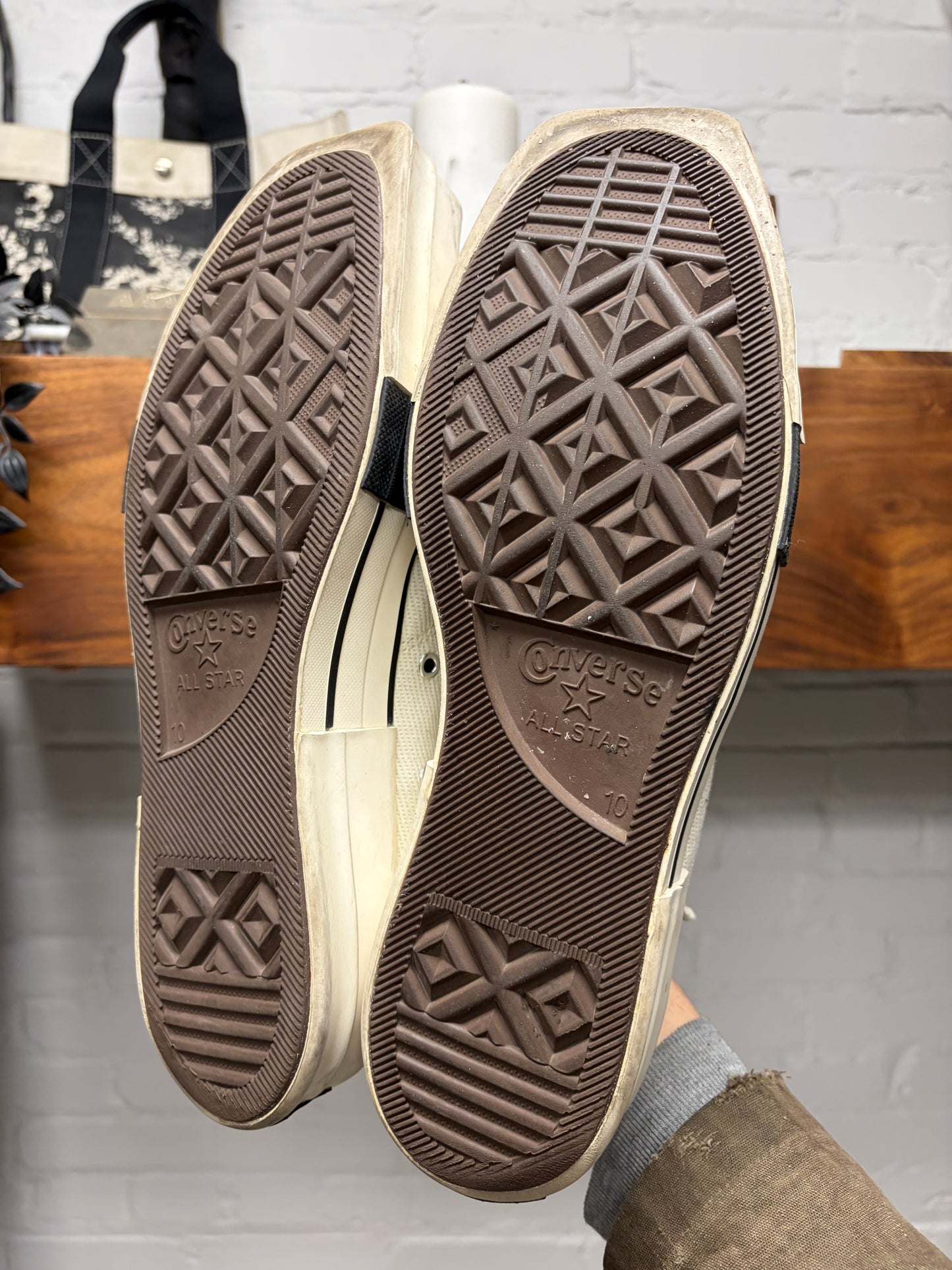 Rick Owens x Converse ‘TURBODRK’ Low Top Sneakers
