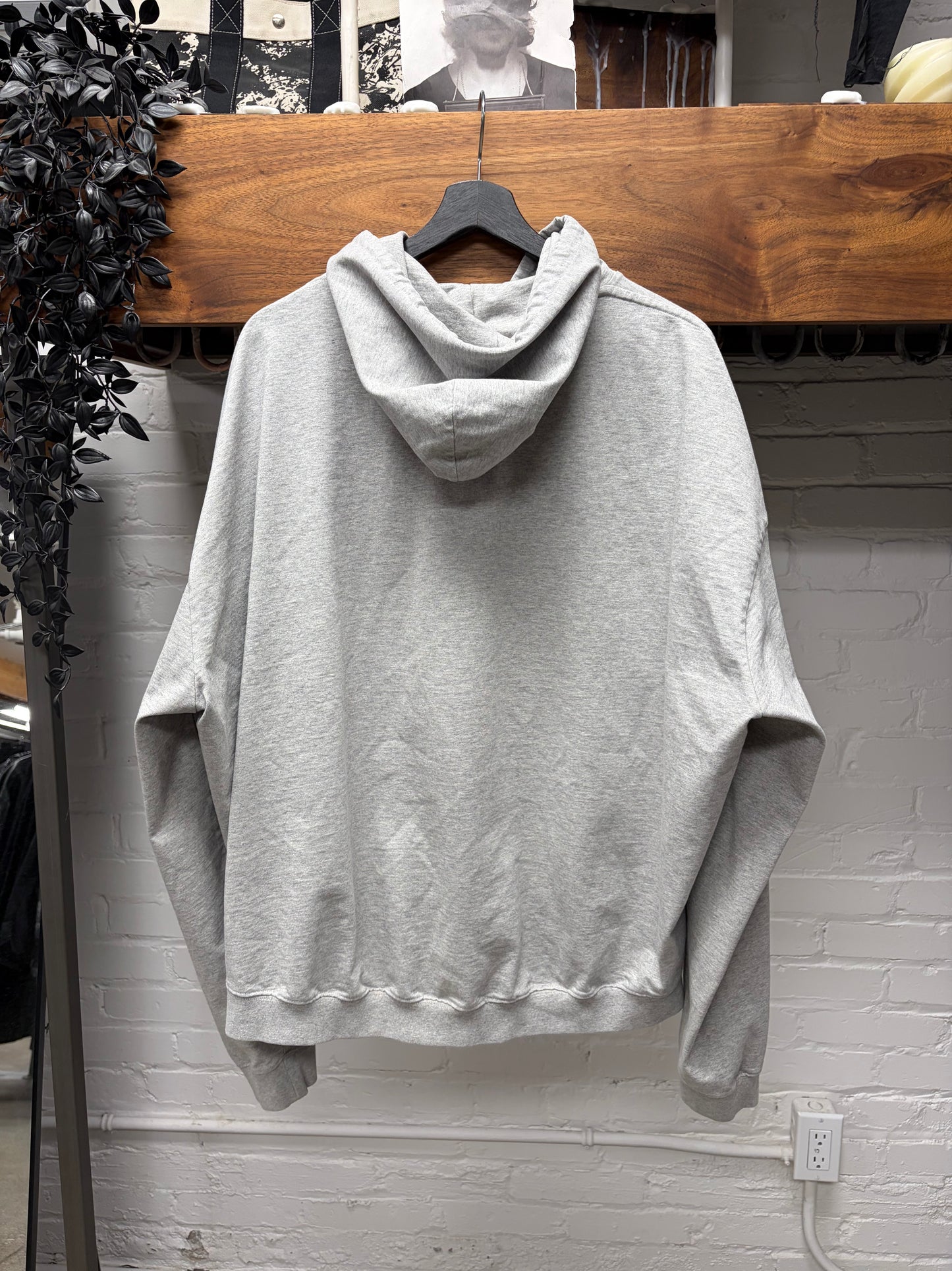 SS2018 Vetements ‘Minimal Logo’ Embroidered Grey Pullover Hoodie
