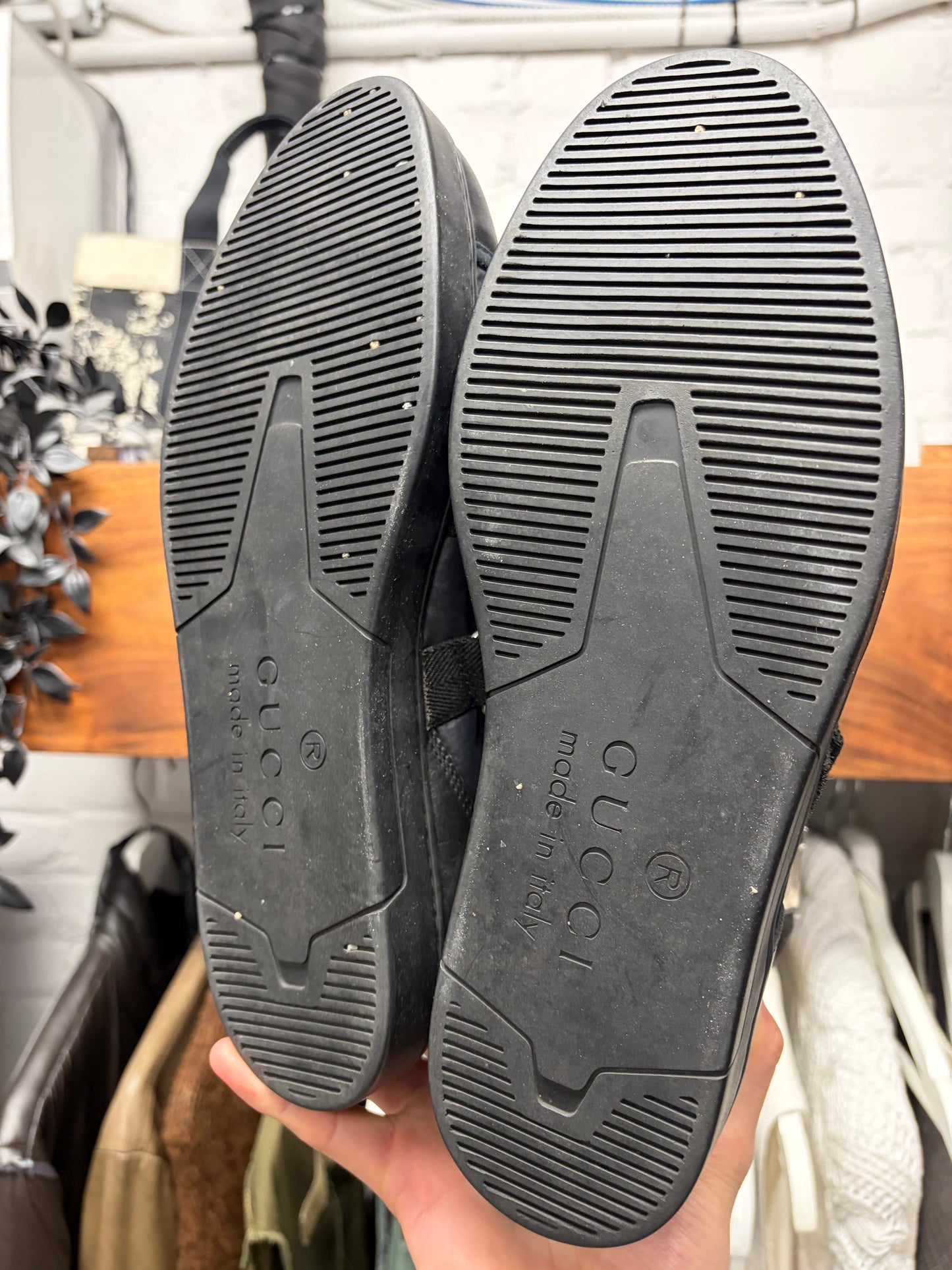 SS2010 Gucci by Frida Giannini ‘Buckle Closure’ Strapped High Top Leather Sneakers