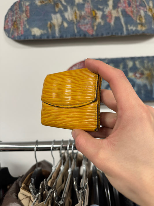 Louis Vuitton ‘Epi’ Wallet