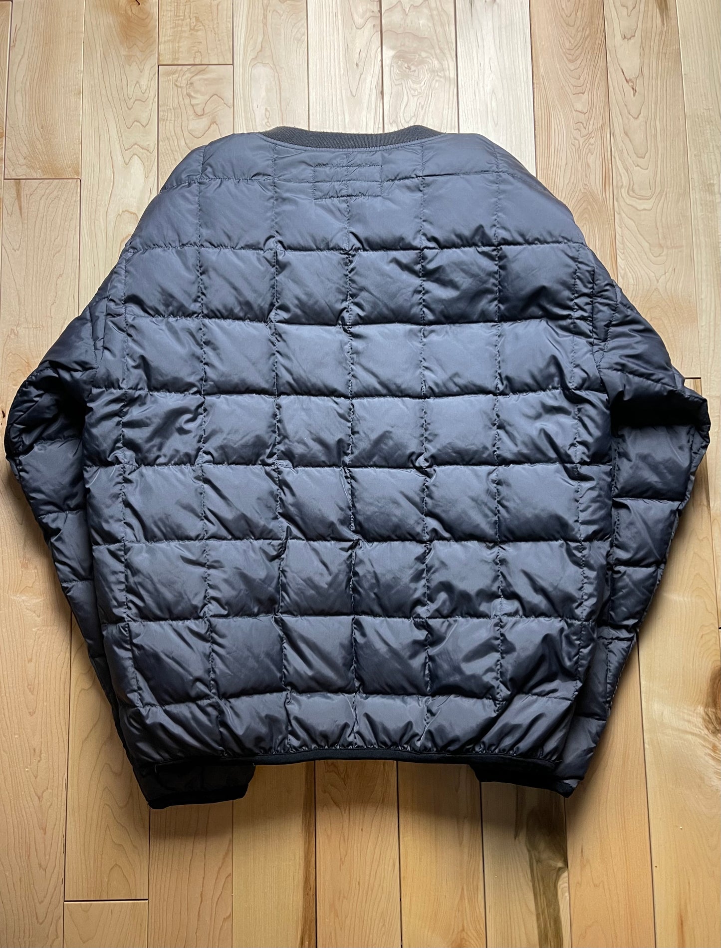 1999 General Research Style 557 Down Filled Puffer Sweatshirt