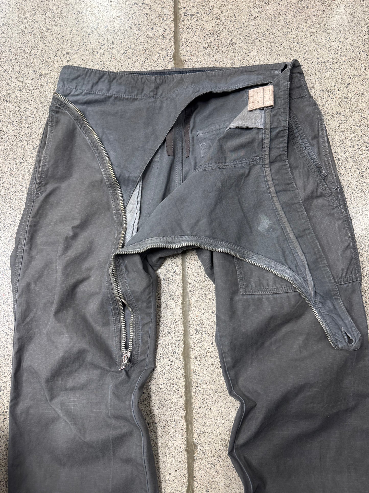 AW2009 Rick Owens Hogwash ‘Aircut’ Dark Dust Denim