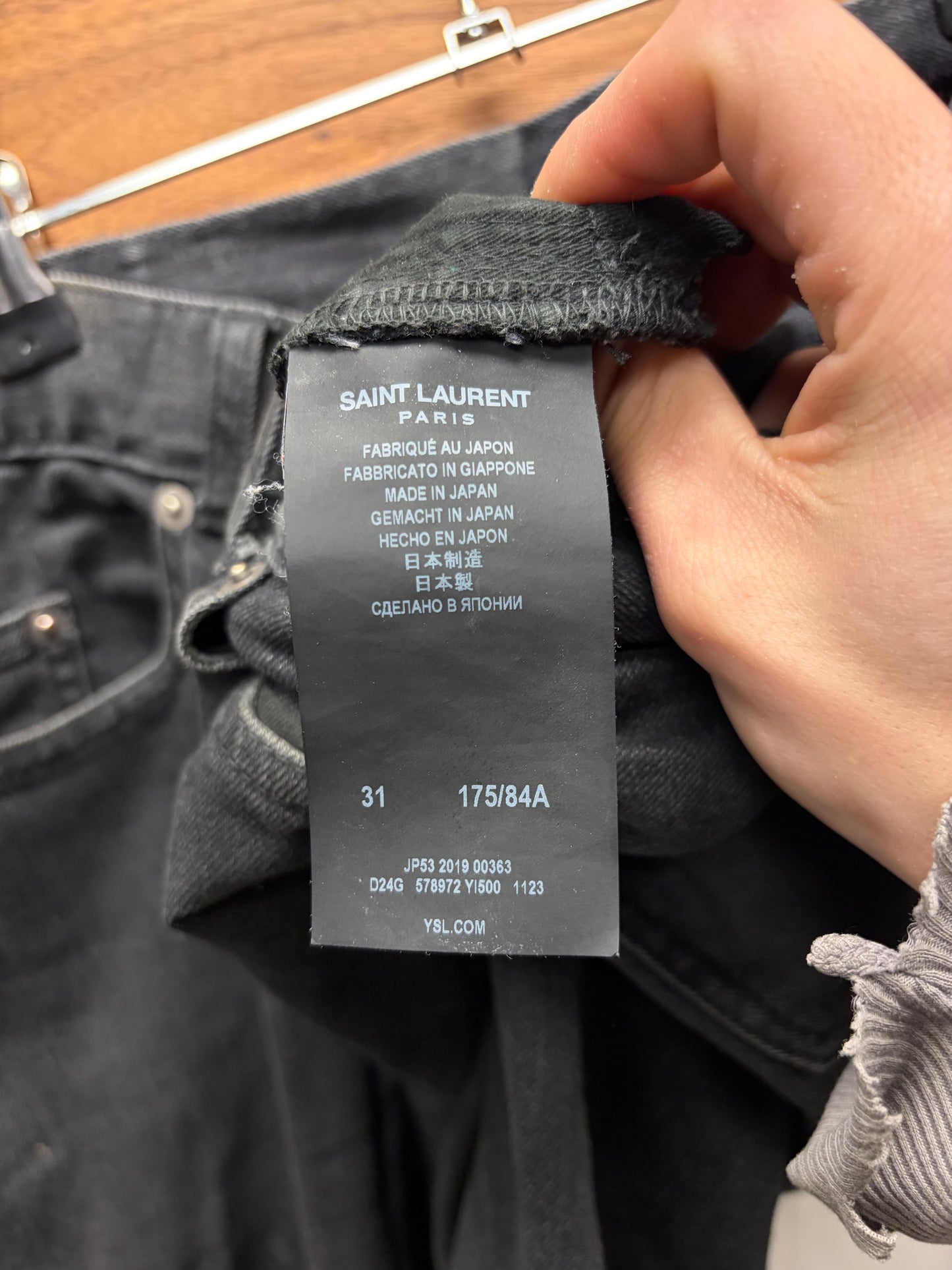 2019 Saint Laurent ‘D02’ Black Skinny Jeans