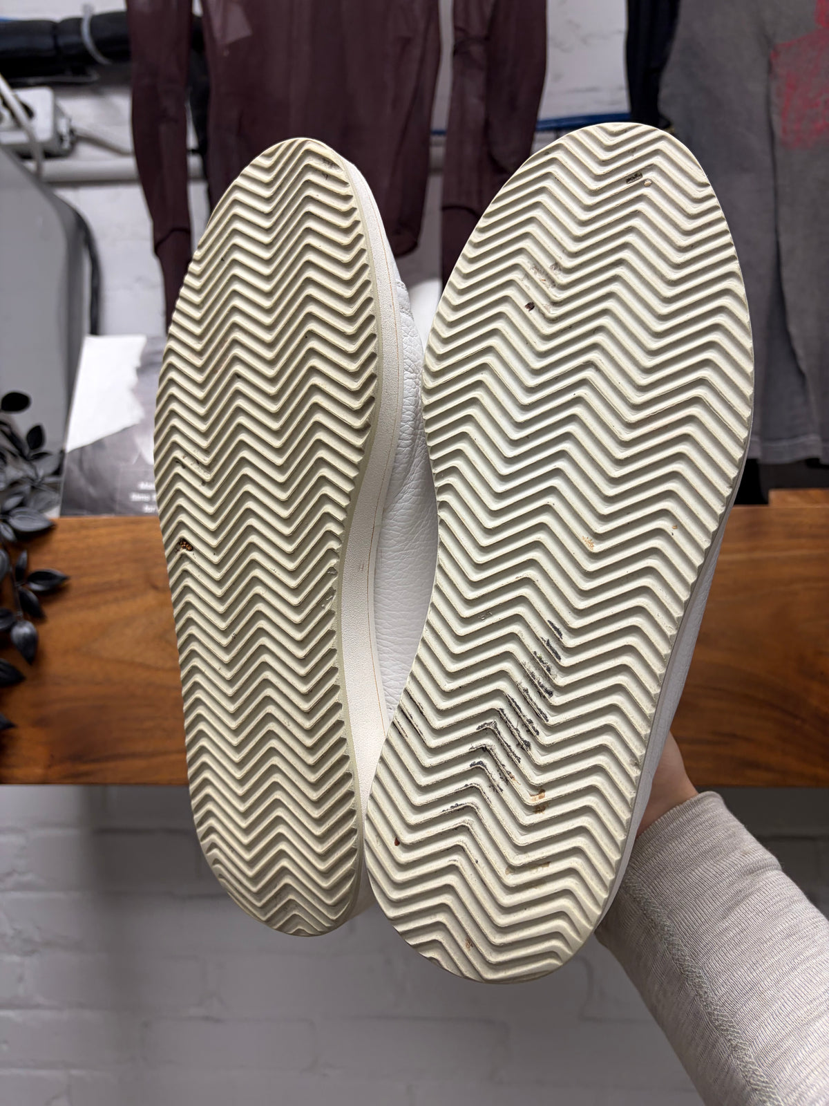 Brunello Cucinelli Grained White Calfskin Leather Low Top Sneakers