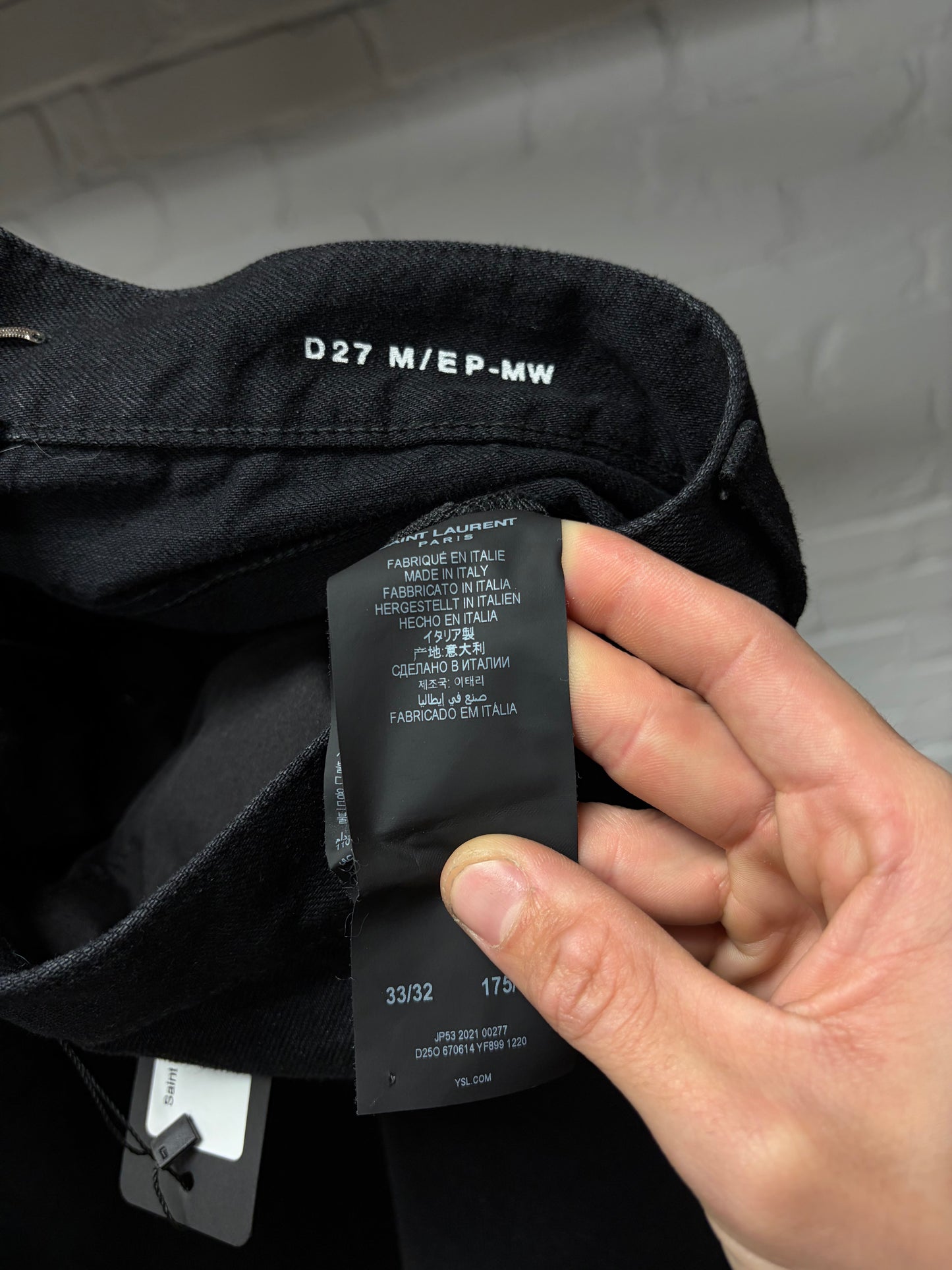 2021 Saint Laurent ‘D27’ Black Straight Cut Denim