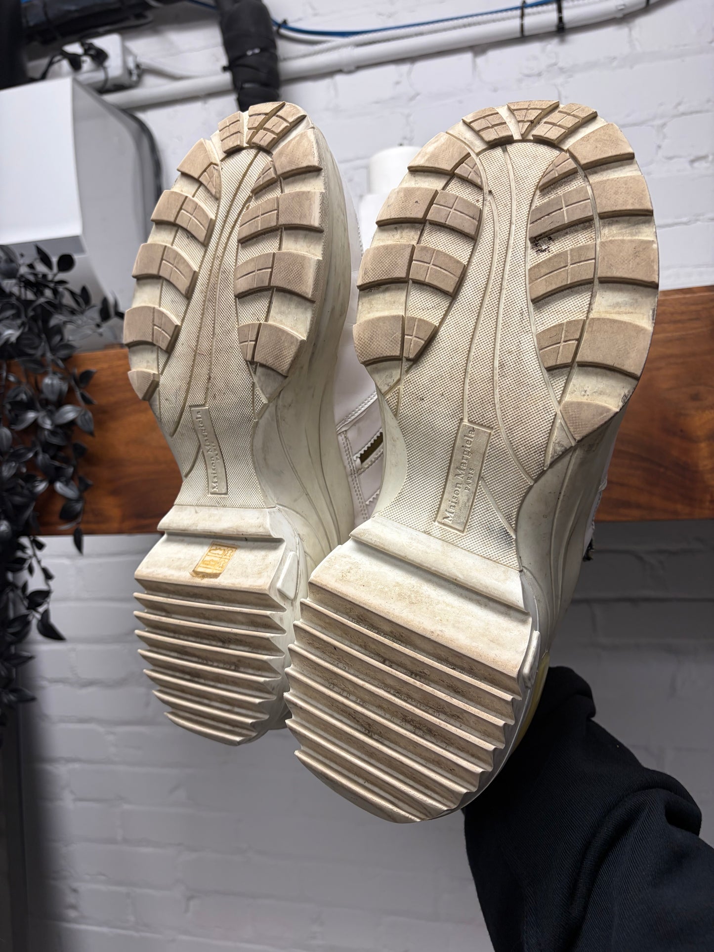 Maison Margiela ‘Retro Fit’ Reconstructed Leather Low Top Sneakers