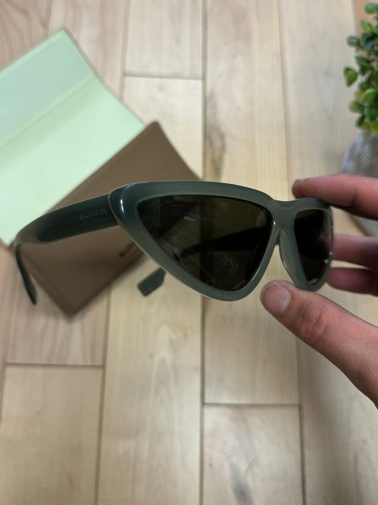 Burberry Green ‘Cat Eye’ Sunglasses