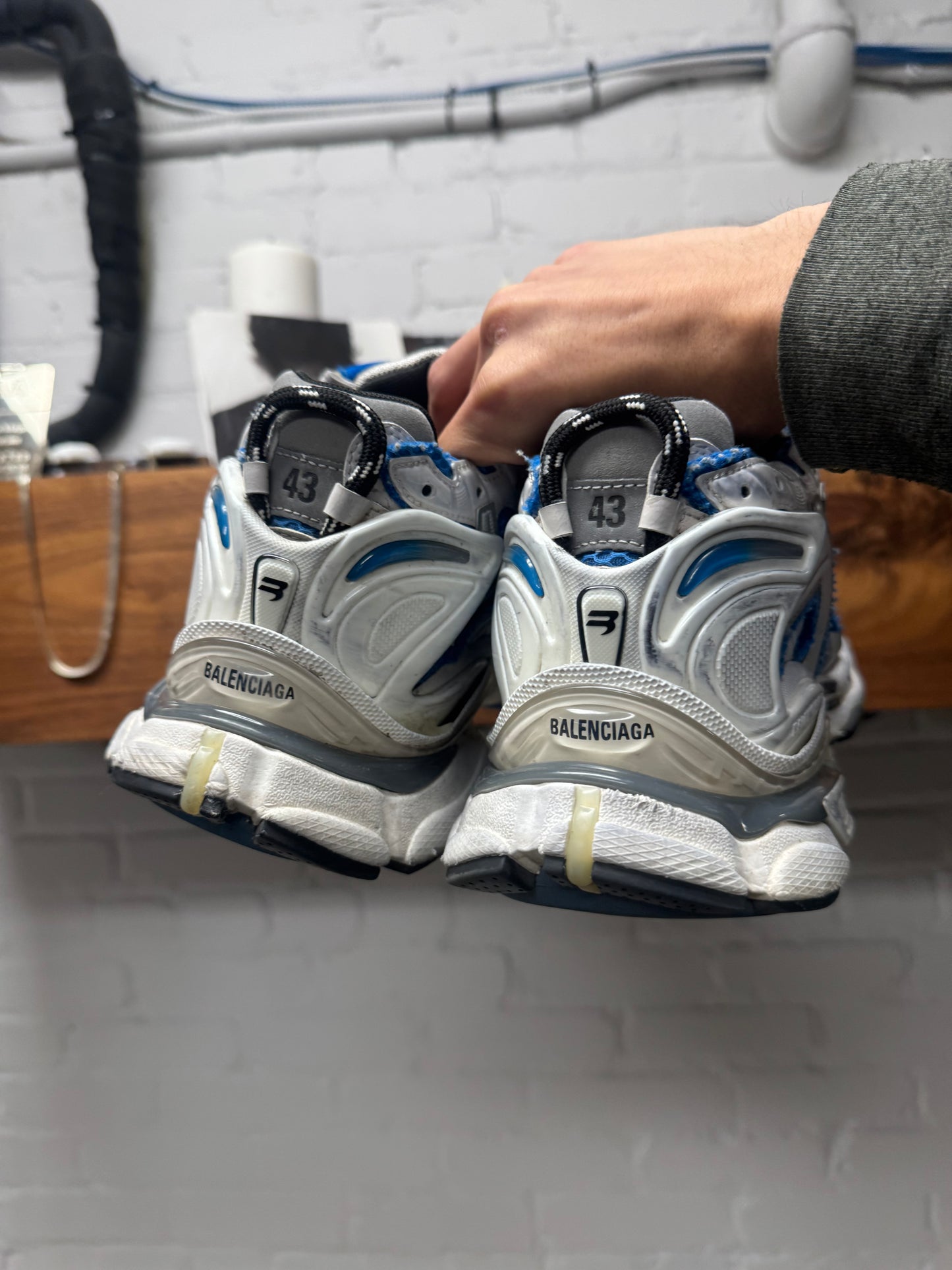 Balenciaga White/Blue ‘Runner’ Low Top Sneakers