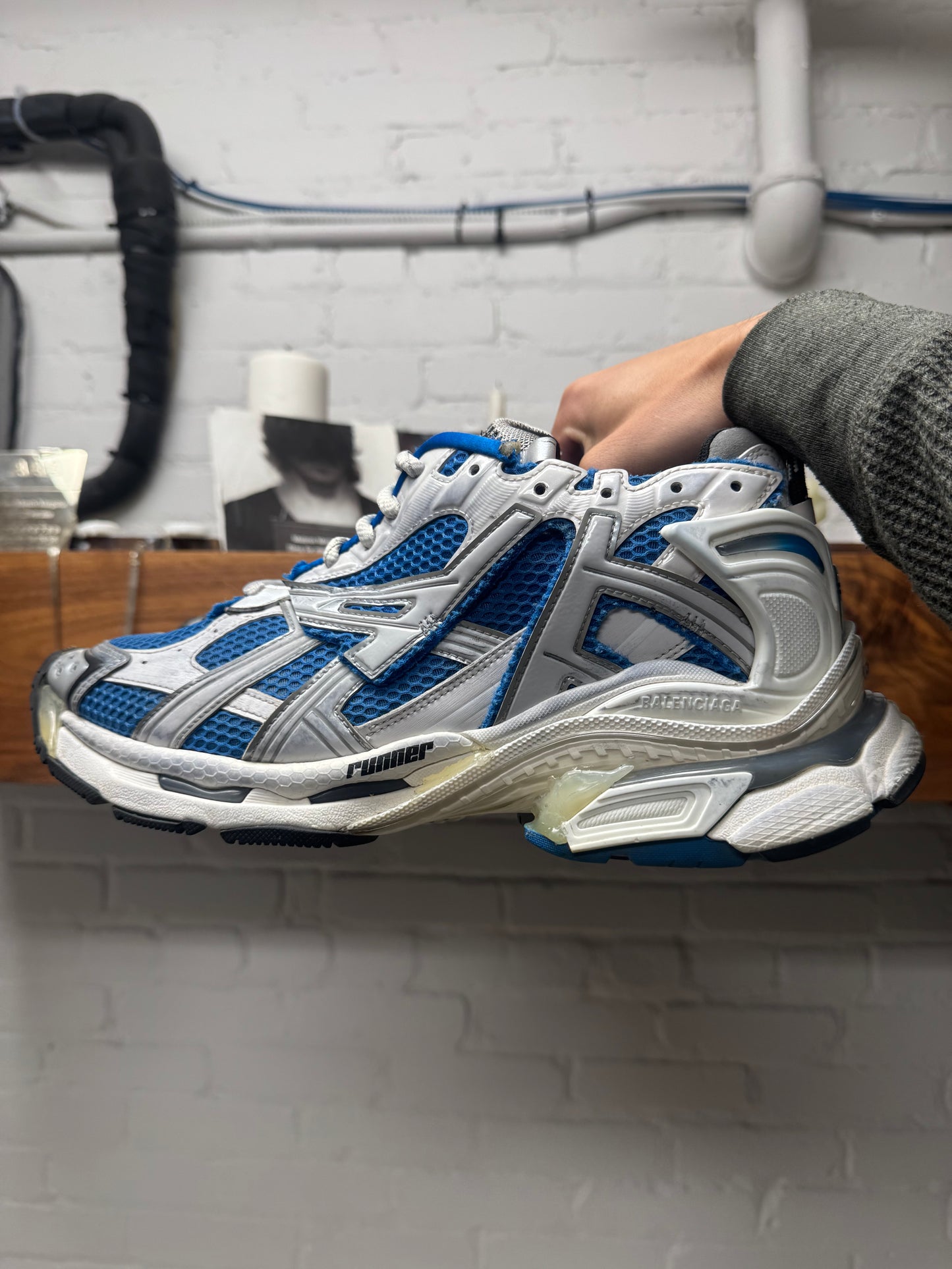 Balenciaga White/Blue ‘Runner’ Low Top Sneakers