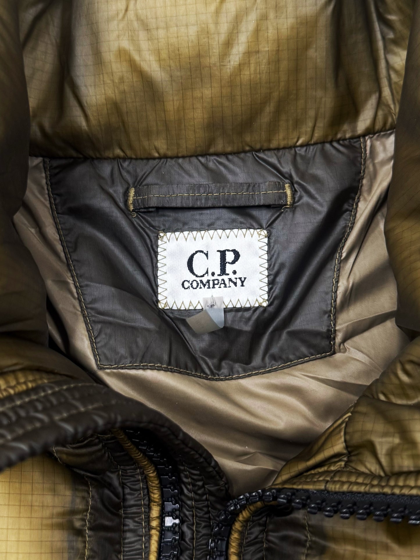 SS2024 C.P. Company ‘D.D. Shell’ Concealled Hood Puffer Jacket