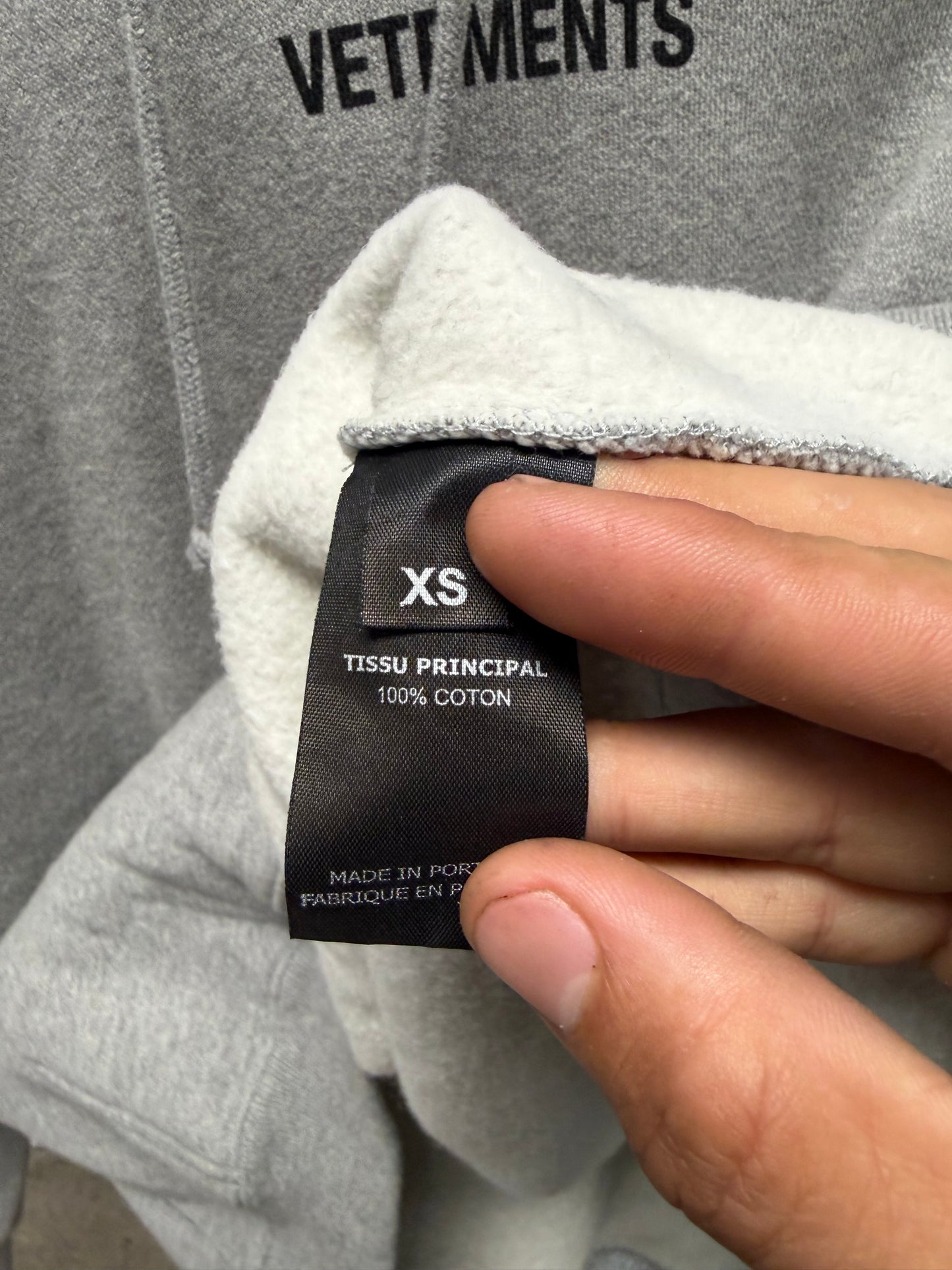 Vetements ‘Limited Edition’ Embroidered Logo Grey/Black Pullover Hoodie