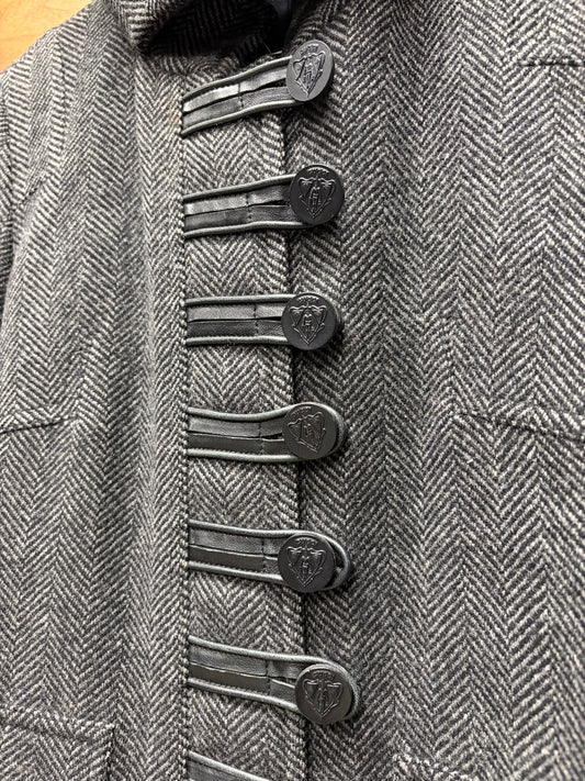 2006 Gucci by Frida Giannini Herringbone ‘Leather-Bound Closure’ Cropped Hooded Jacket