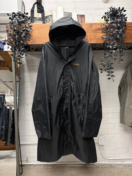 SS2016 Vetements Black Nylon Hooded Rain Parka