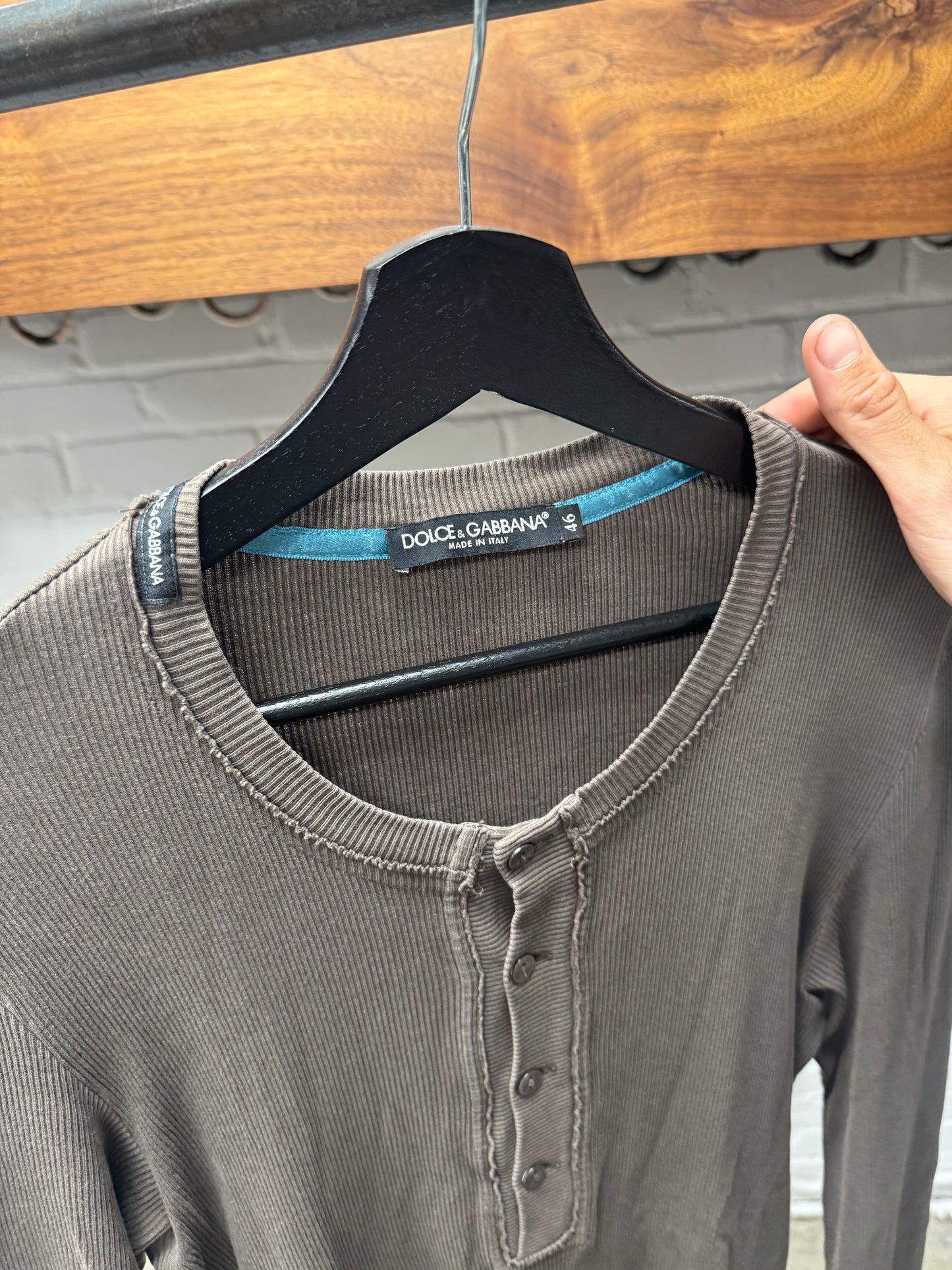 2000s Dolce & Gabbana Ribbed Brown ‘Frayed Cotton’ Henley Long Sleeve