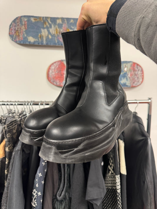 Rick Owens ‘Beatle’ Abstract Sole Leather Boots