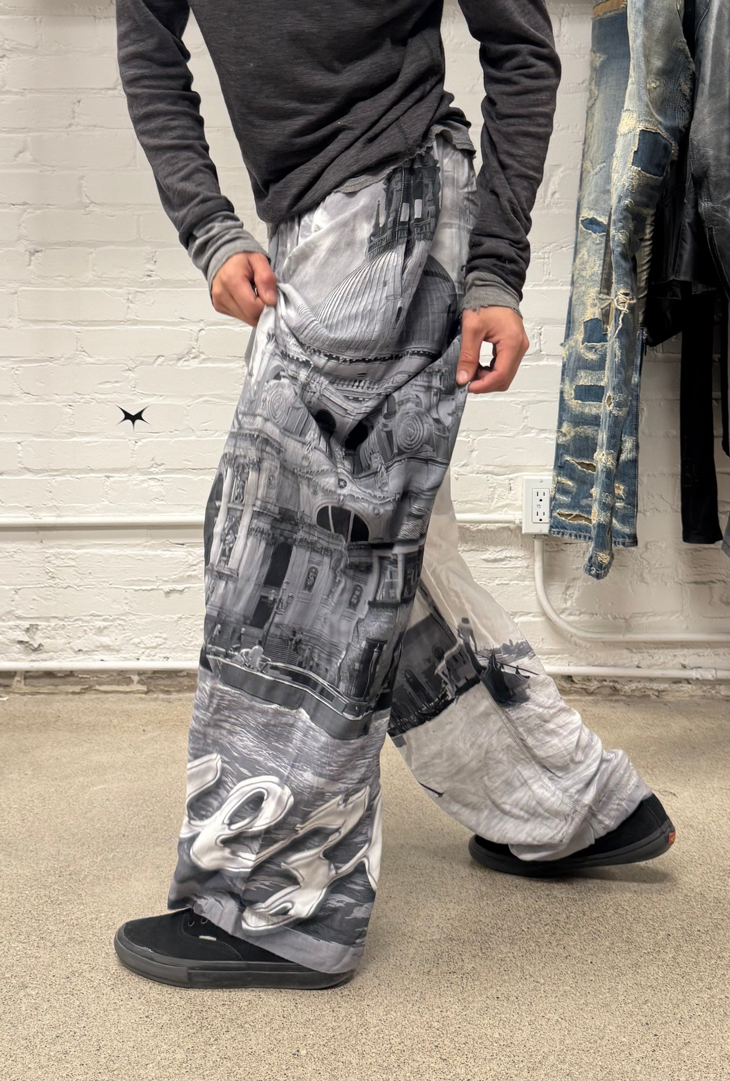 2020 Balenciaga 'Paradise' Wide
Leg Sweatpants